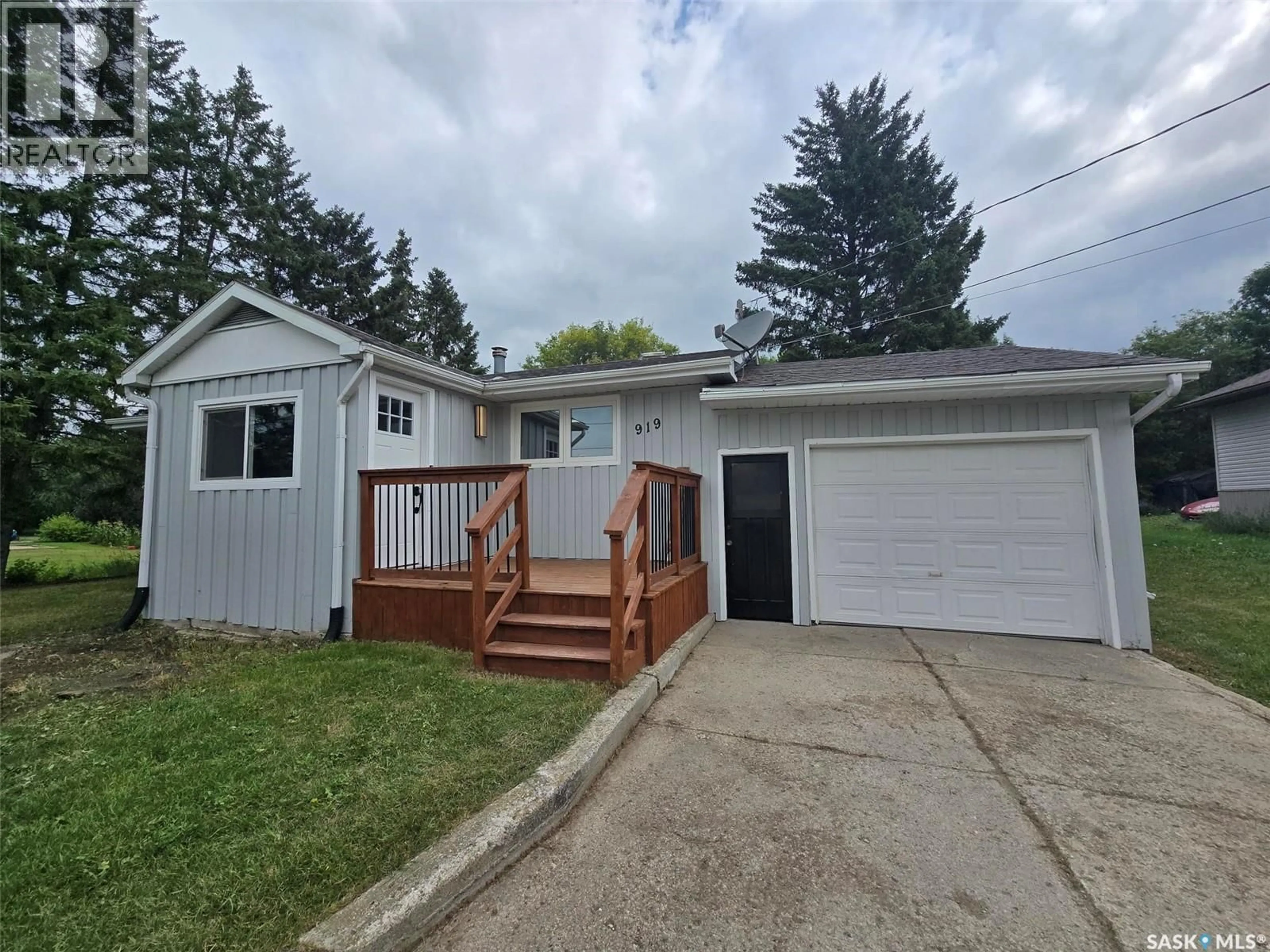 Unknown for 919 SOUTHESK STREET, Whitewood Saskatchewan S0G5C0
