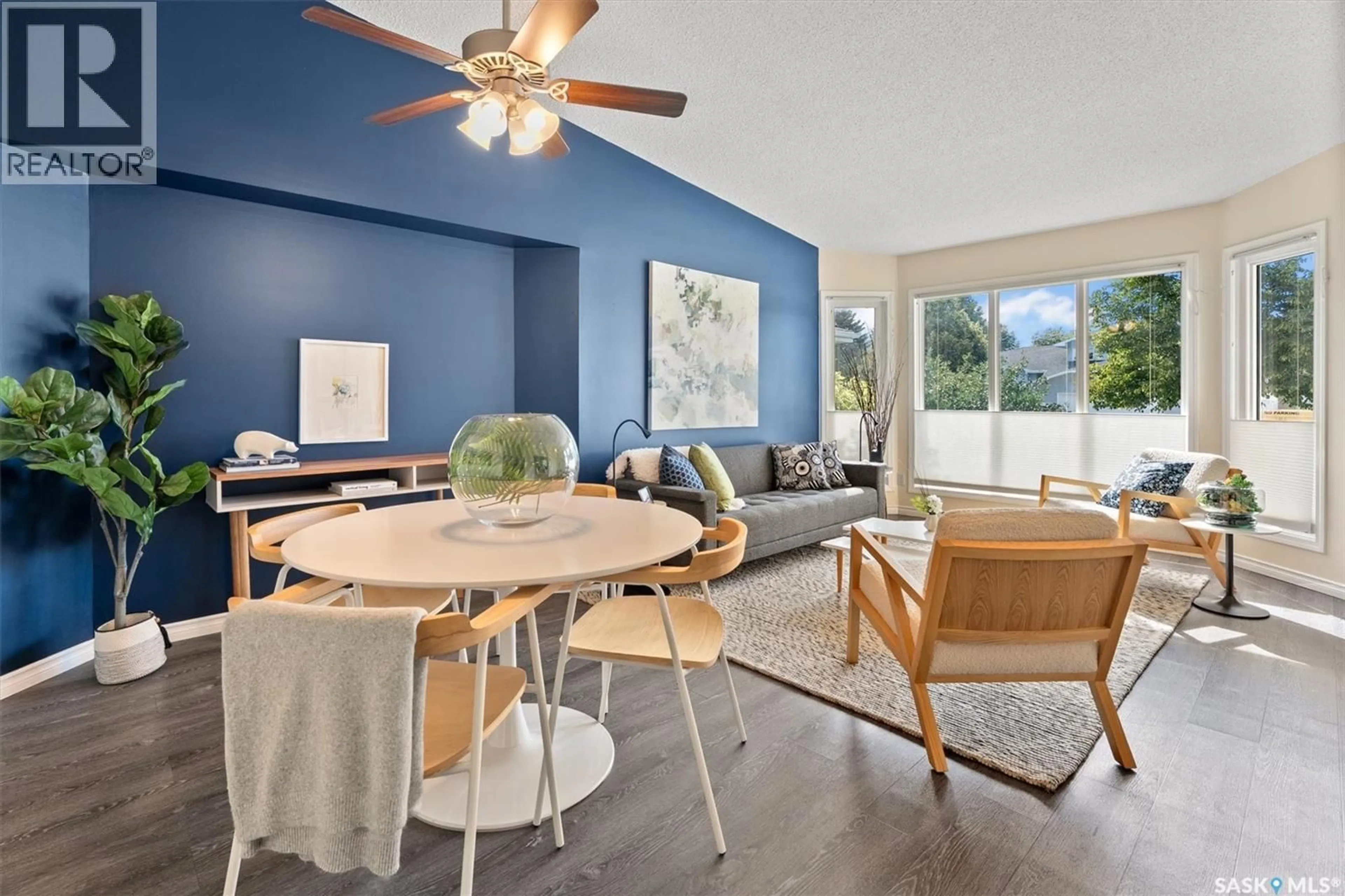 Living room with furniture, unknown for 310 COBEN CRESCENT, Saskatoon Saskatchewan S7S1B3