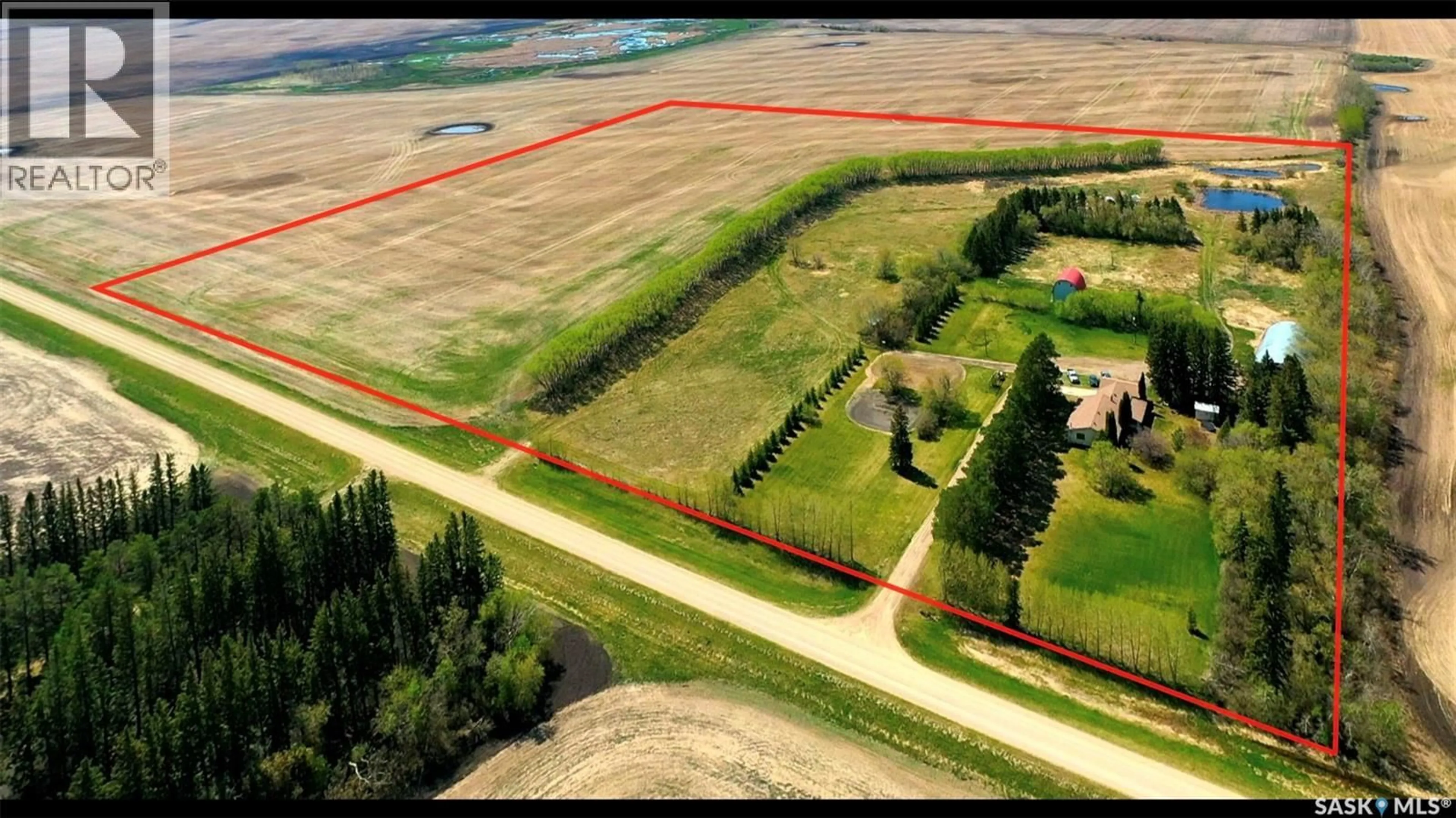 A pic from outside/outdoor area/front of a property/back of a property/a pic from drone, unknown for TODOSCHUK ACREAGE, Sliding Hills Rm No. 273 Saskatchewan S0A4H0