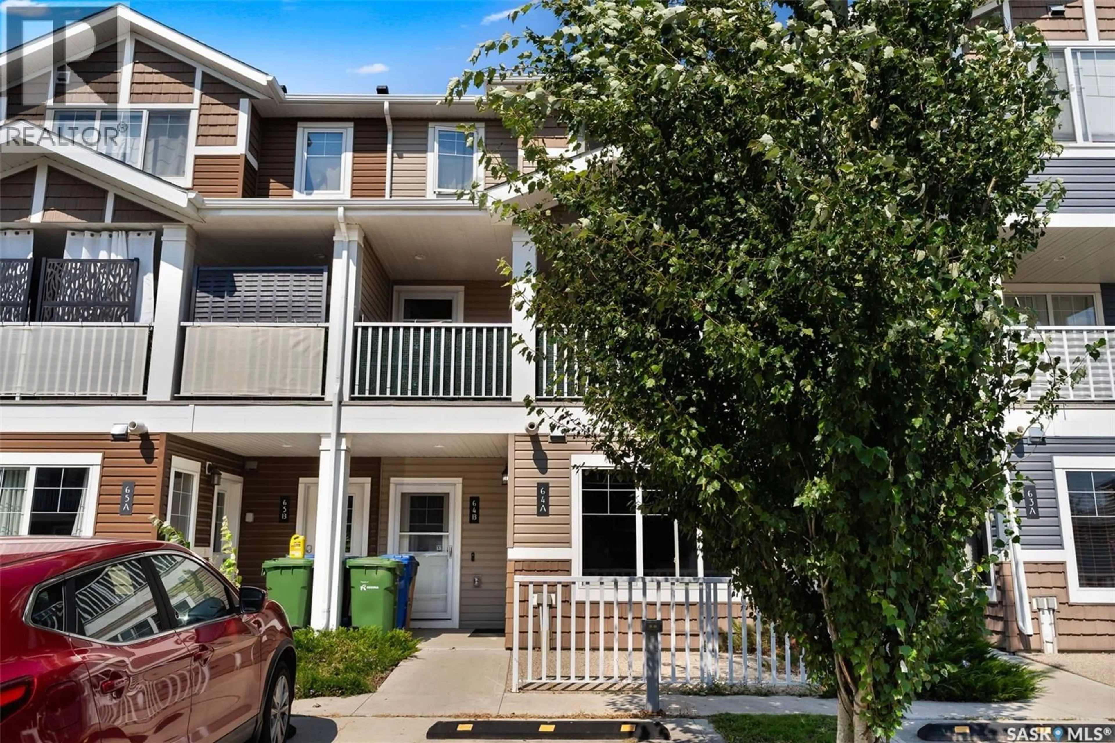 A pic from outside/outdoor area/front of a property/back of a property/a pic from drone, street for 5601 - 64A AERODROME ROAD, Regina Saskatchewan S4W0P4