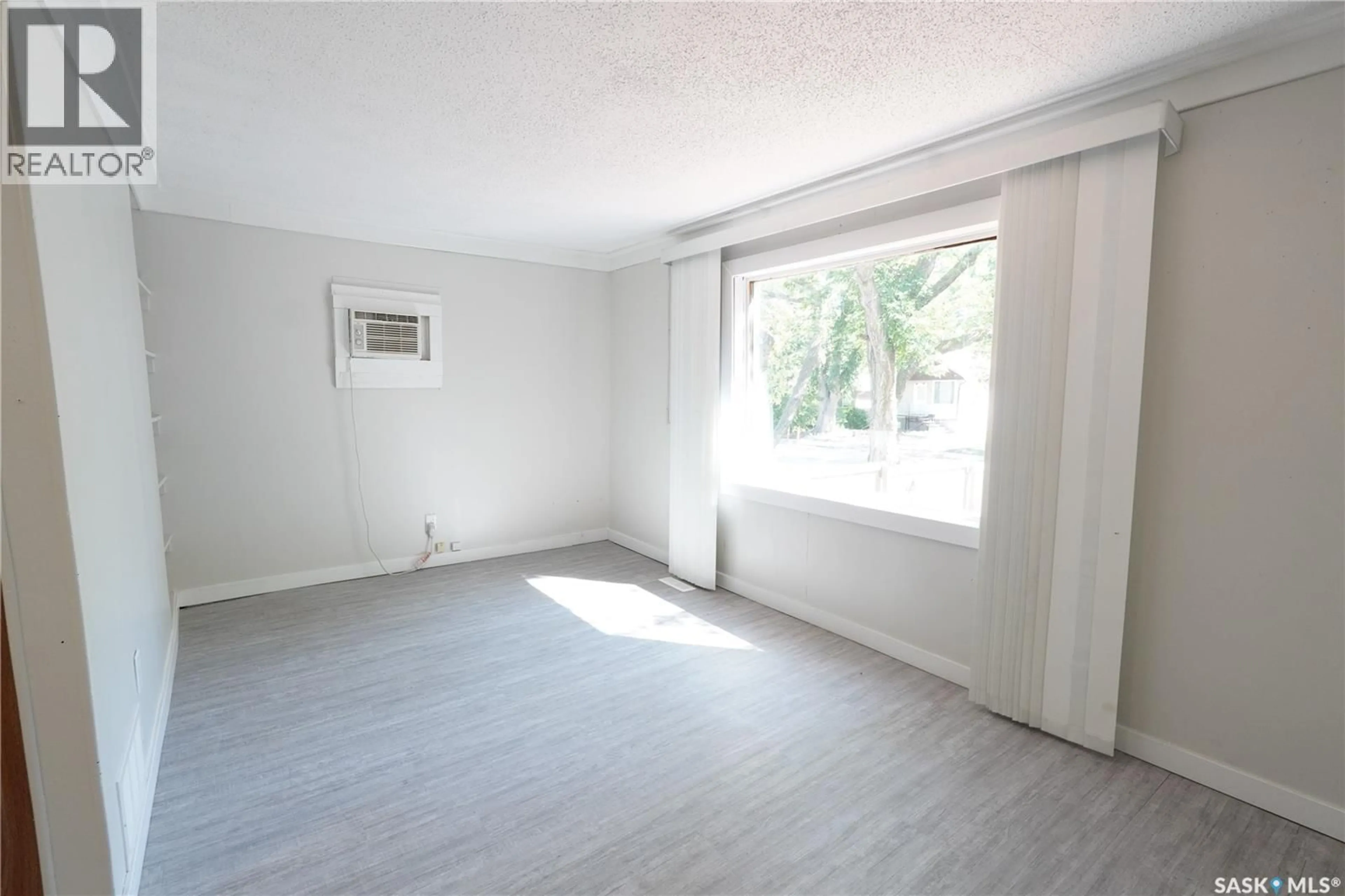 A pic of a room for 336 SCARTH STREET, Regina Saskatchewan S4R2C3