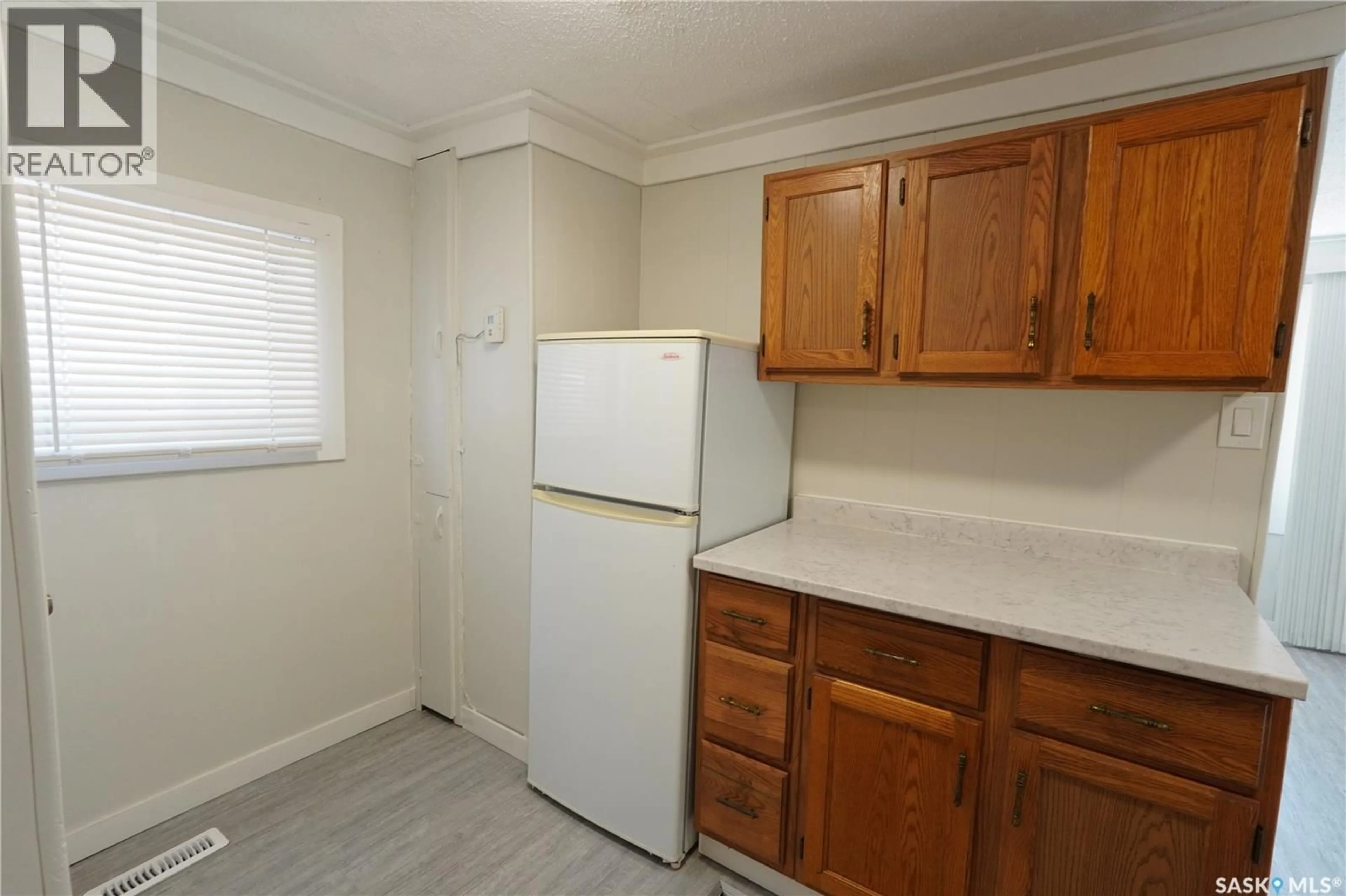 Standard kitchen, unknown for 336 SCARTH STREET, Regina Saskatchewan S4R2C3