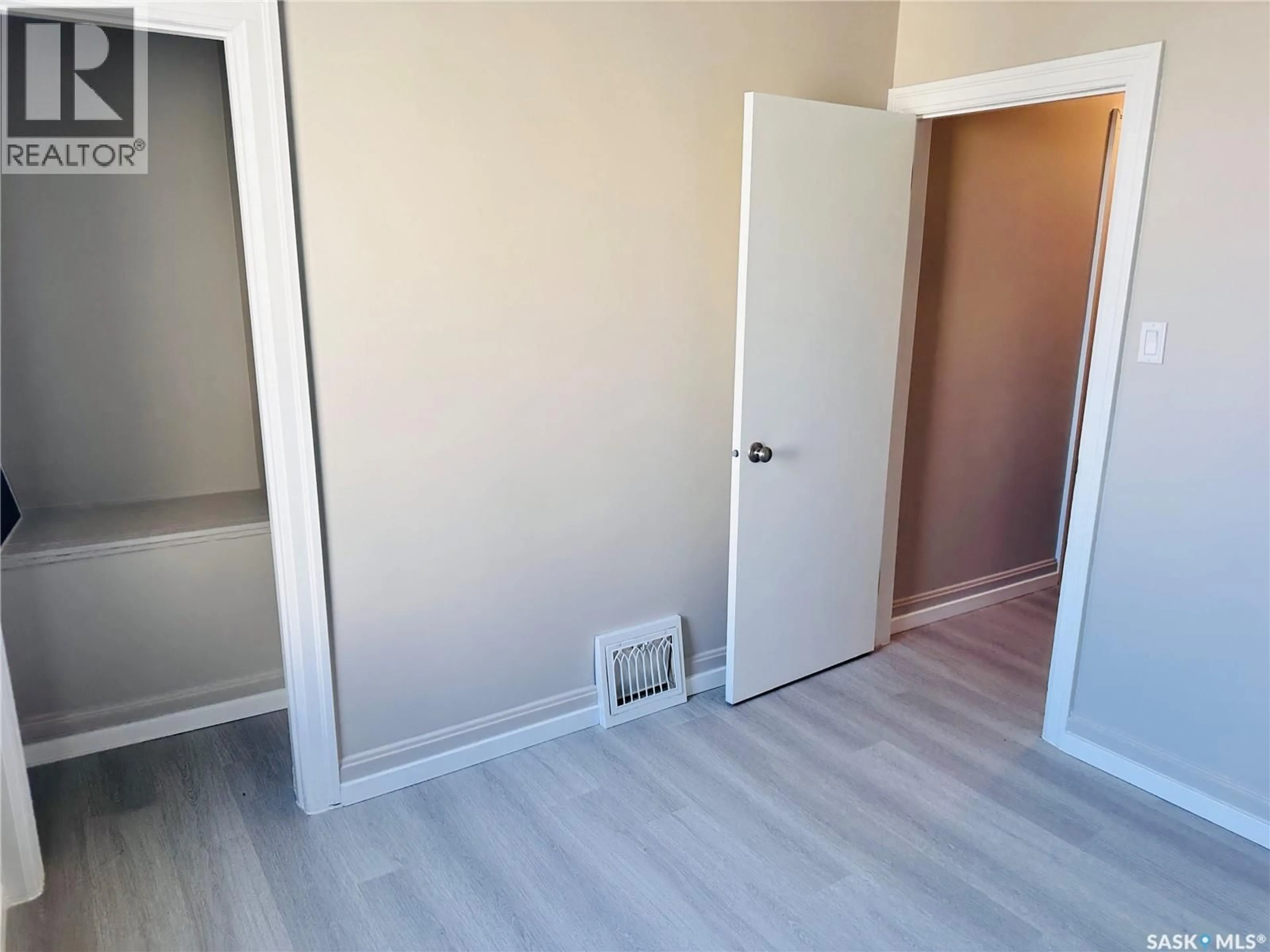 A pic of a room for 1705 QUEBEC STREET, Regina Saskatchewan S4P1J4
