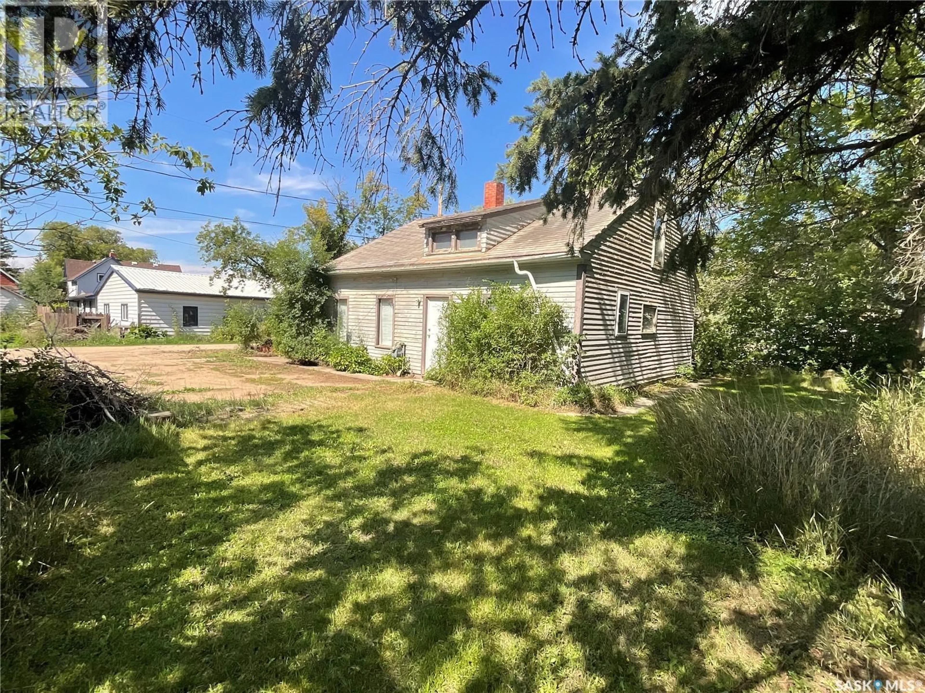 A pic from outside/outdoor area/front of a property/back of a property/a pic from drone, street for 113 RAILWAY AVENUE, Marcelin Saskatchewan S0J1R0