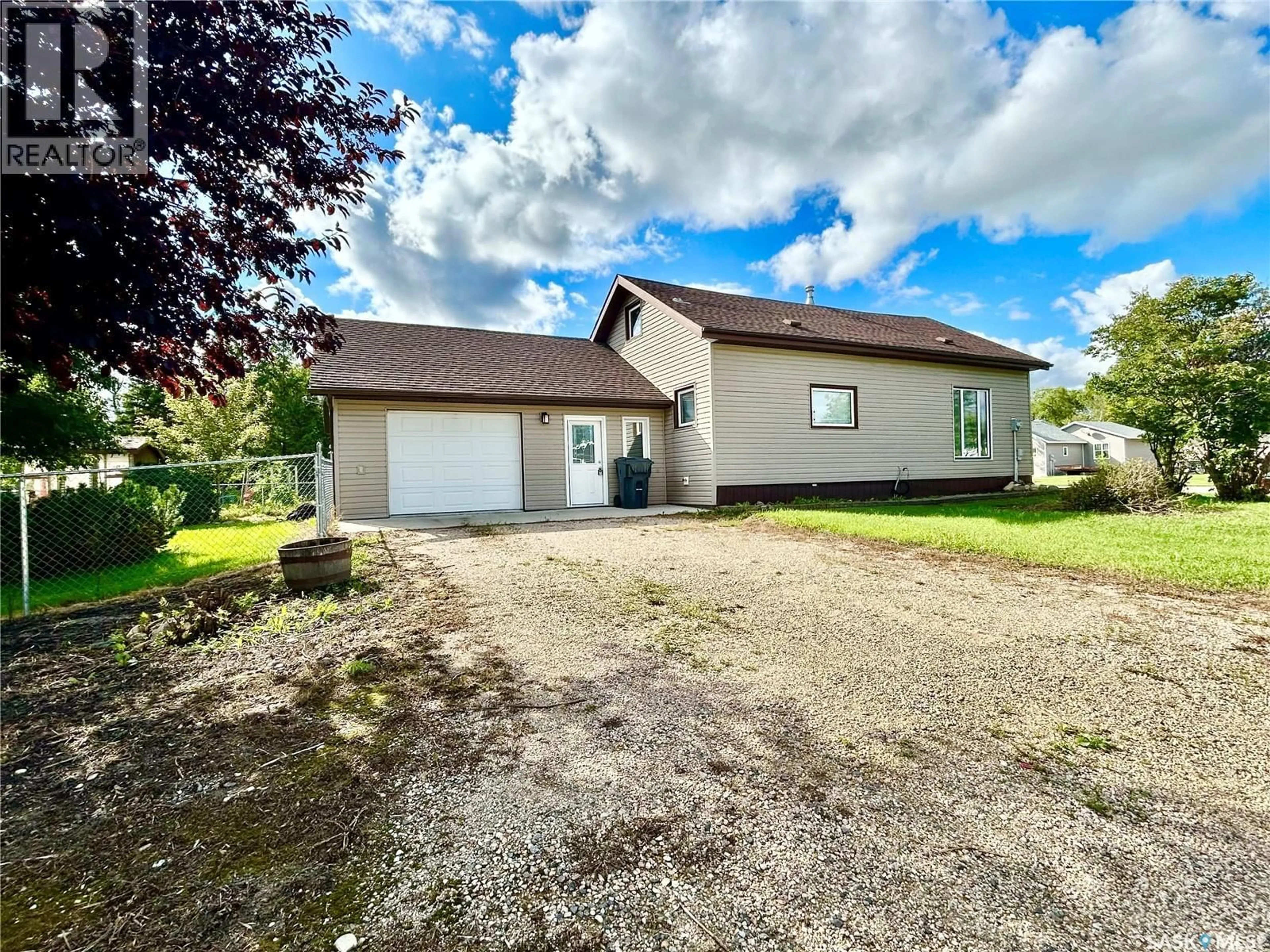 A pic from outside/outdoor area/front of a property/back of a property/a pic from drone, unknown for 2741 POPLAR AVENUE, Carrot River Saskatchewan S0E0L0