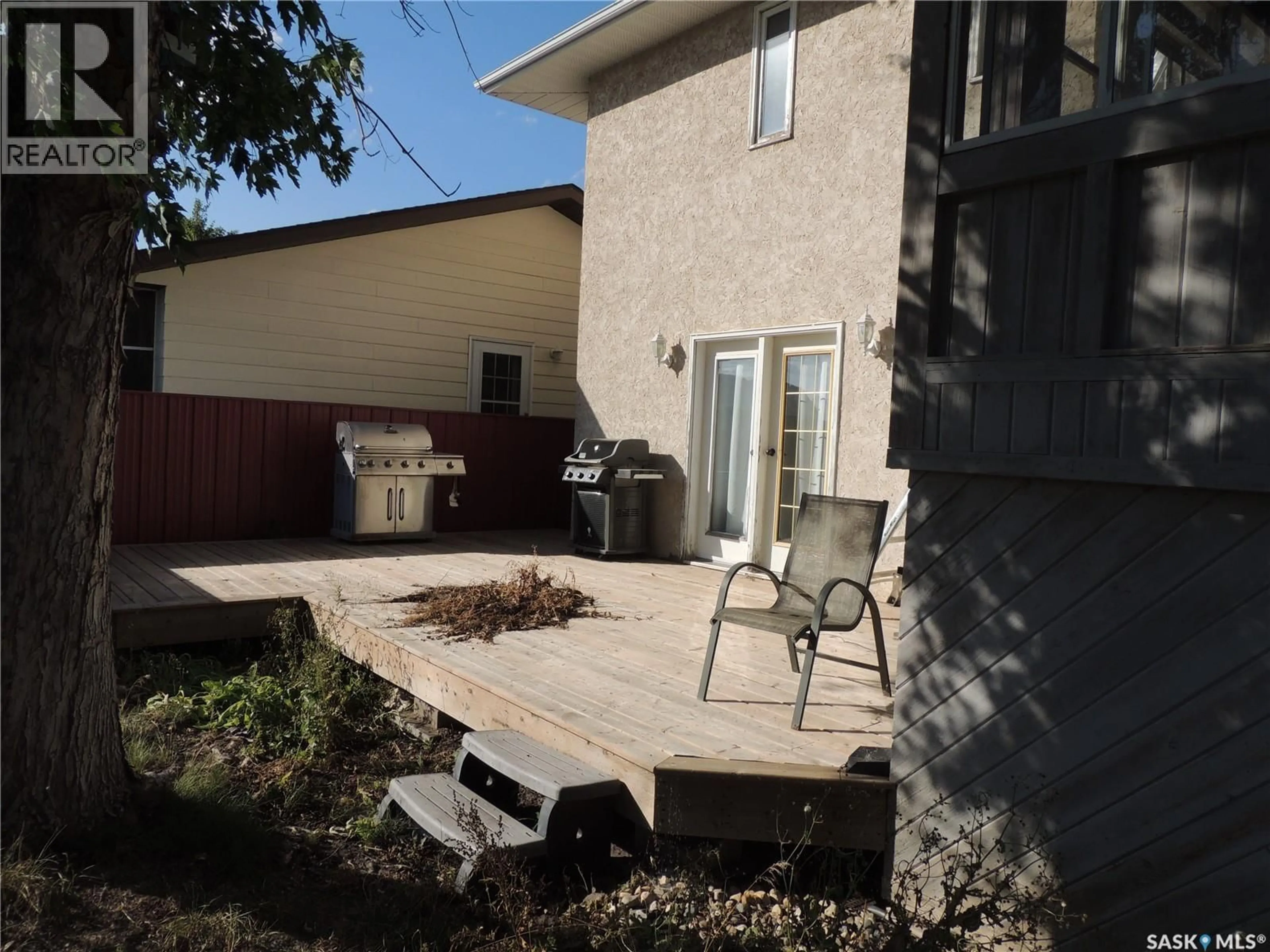 Patio, street for 1363 NICHOLSON ROAD, Estevan Saskatchewan S4A2M7