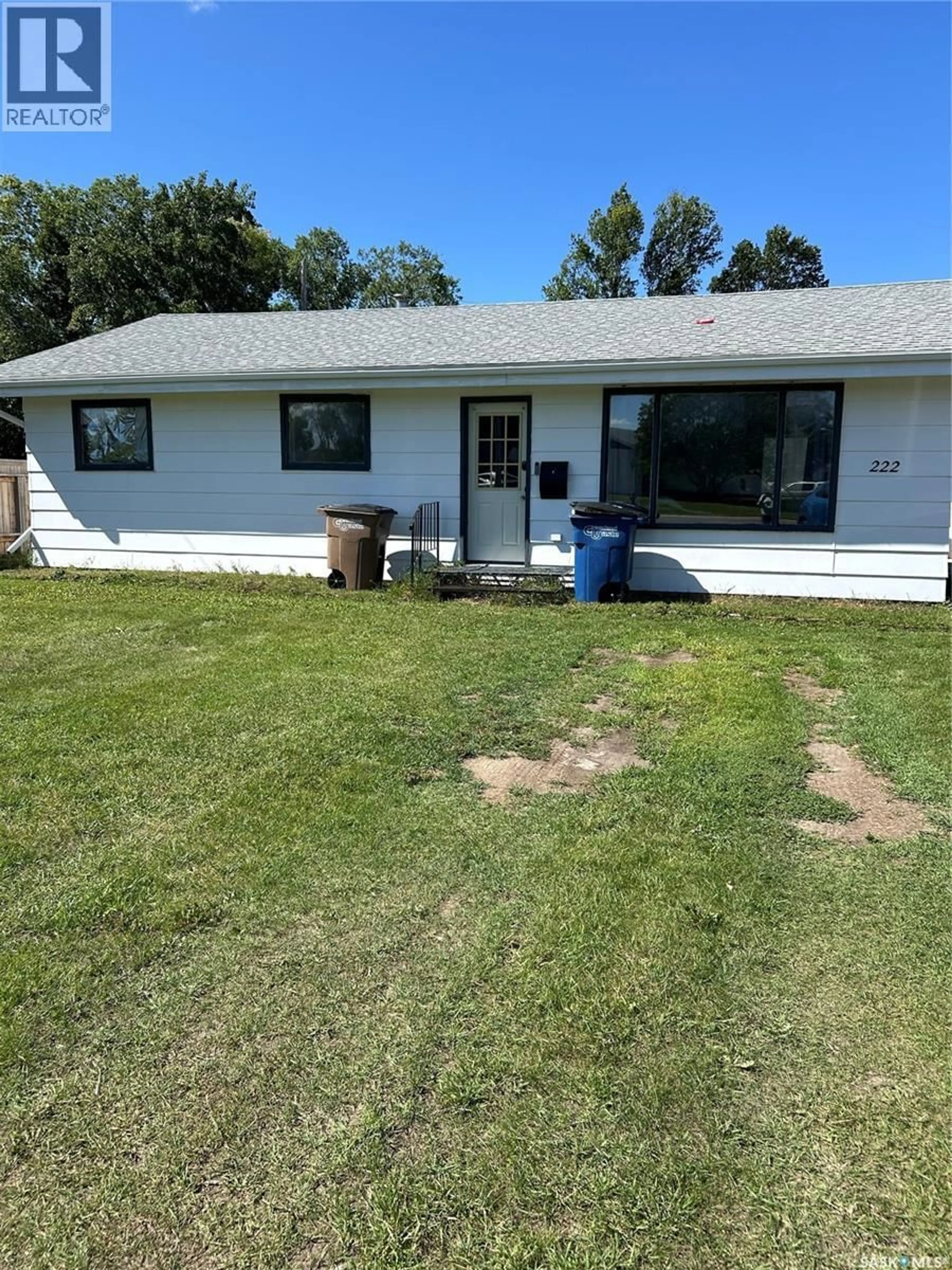 A pic from outside/outdoor area/front of a property/back of a property/a pic from drone, water/lake/river/ocean view for 222 2ND AVENUE, Kelvington Saskatchewan S0A1W0