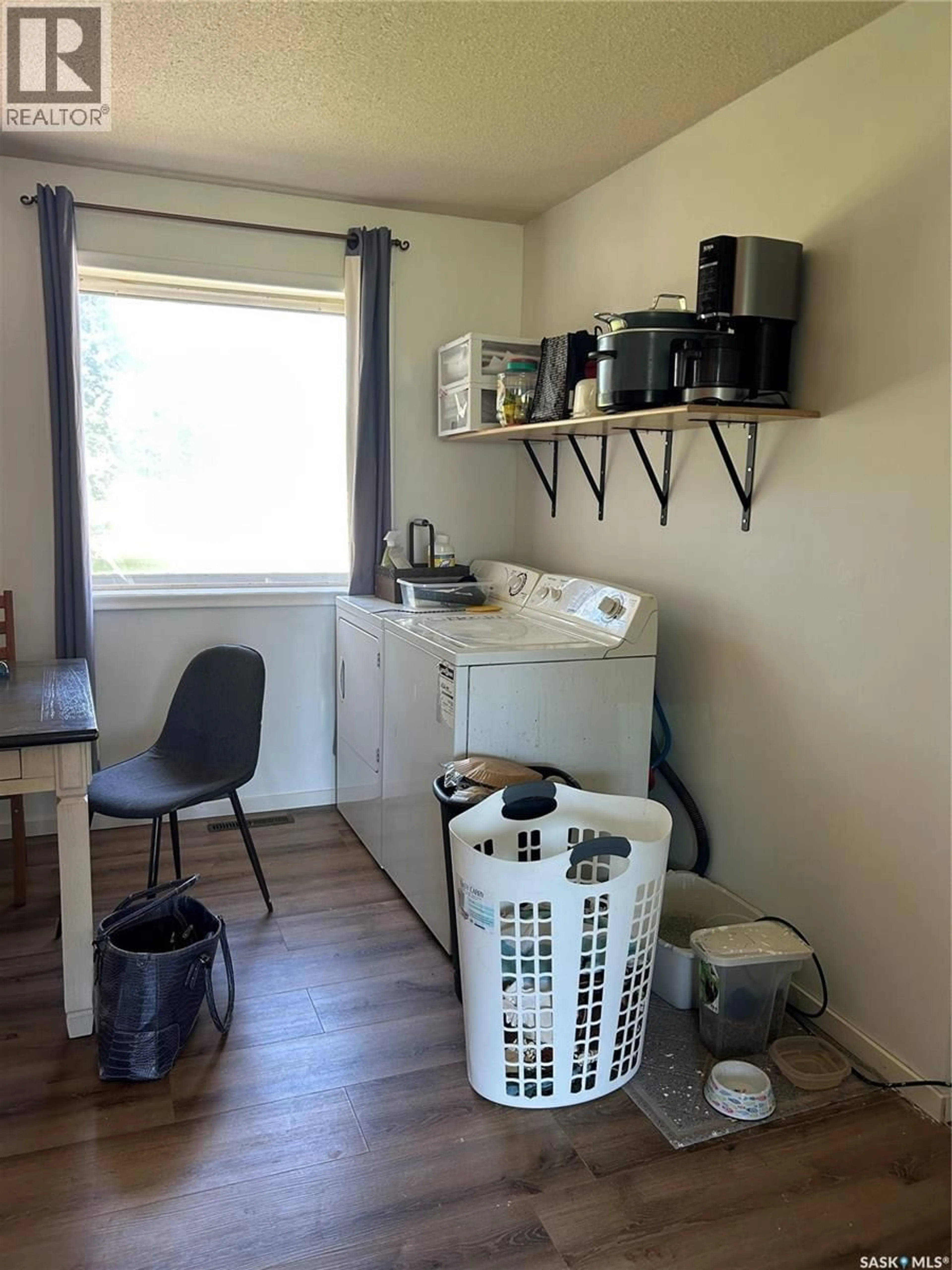 Laundry room for 222 2ND AVENUE, Kelvington Saskatchewan S0A1W0