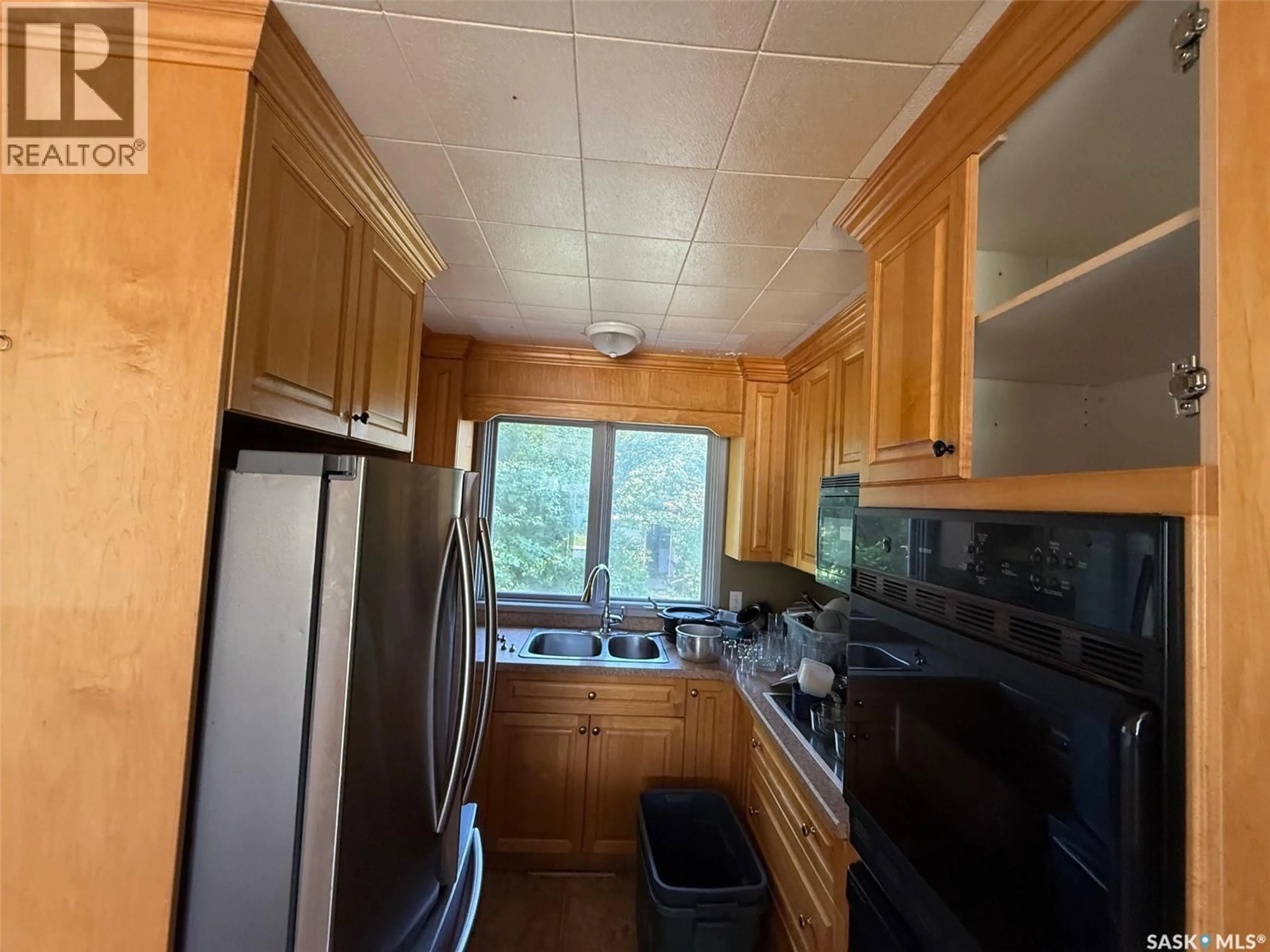 Standard kitchen, wood/laminate floor for 210 TIREE STREET, Colonsay Saskatchewan S0K0Z0