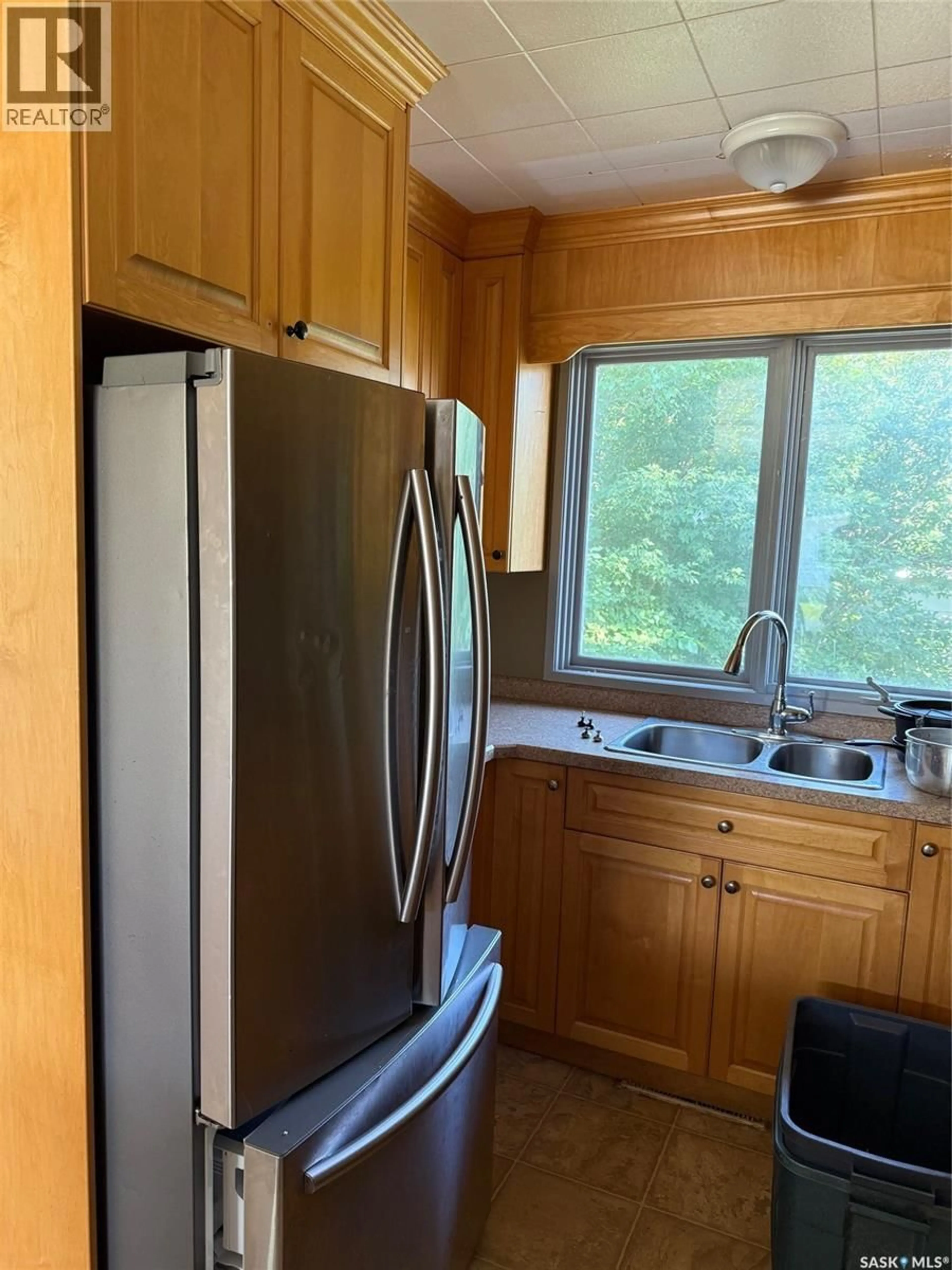 Standard kitchen, unknown for 210 TIREE STREET, Colonsay Saskatchewan S0K0Z0