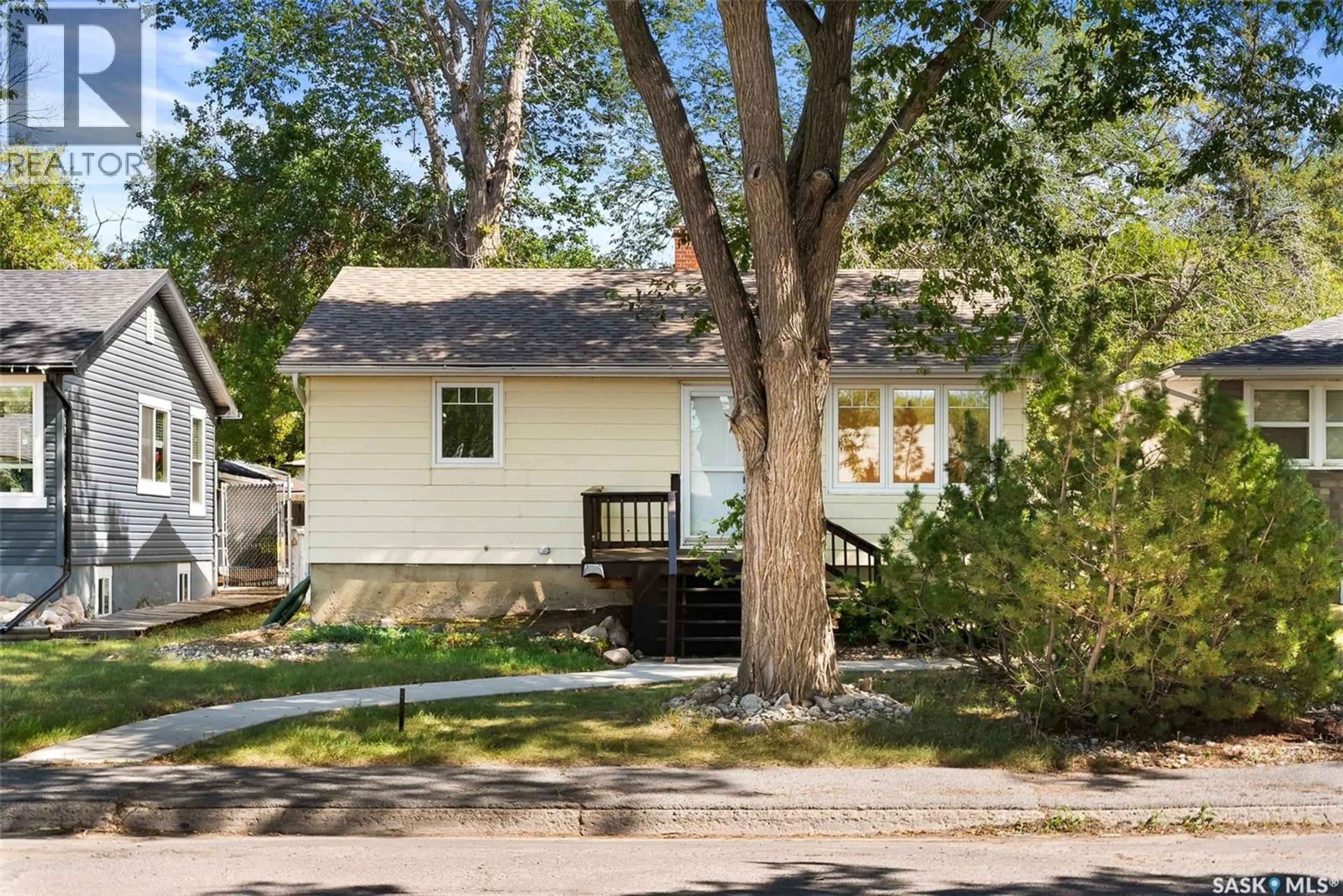 Home with vinyl exterior material, street for 1311 HORACE STREET, Regina Saskatchewan S4T5L7