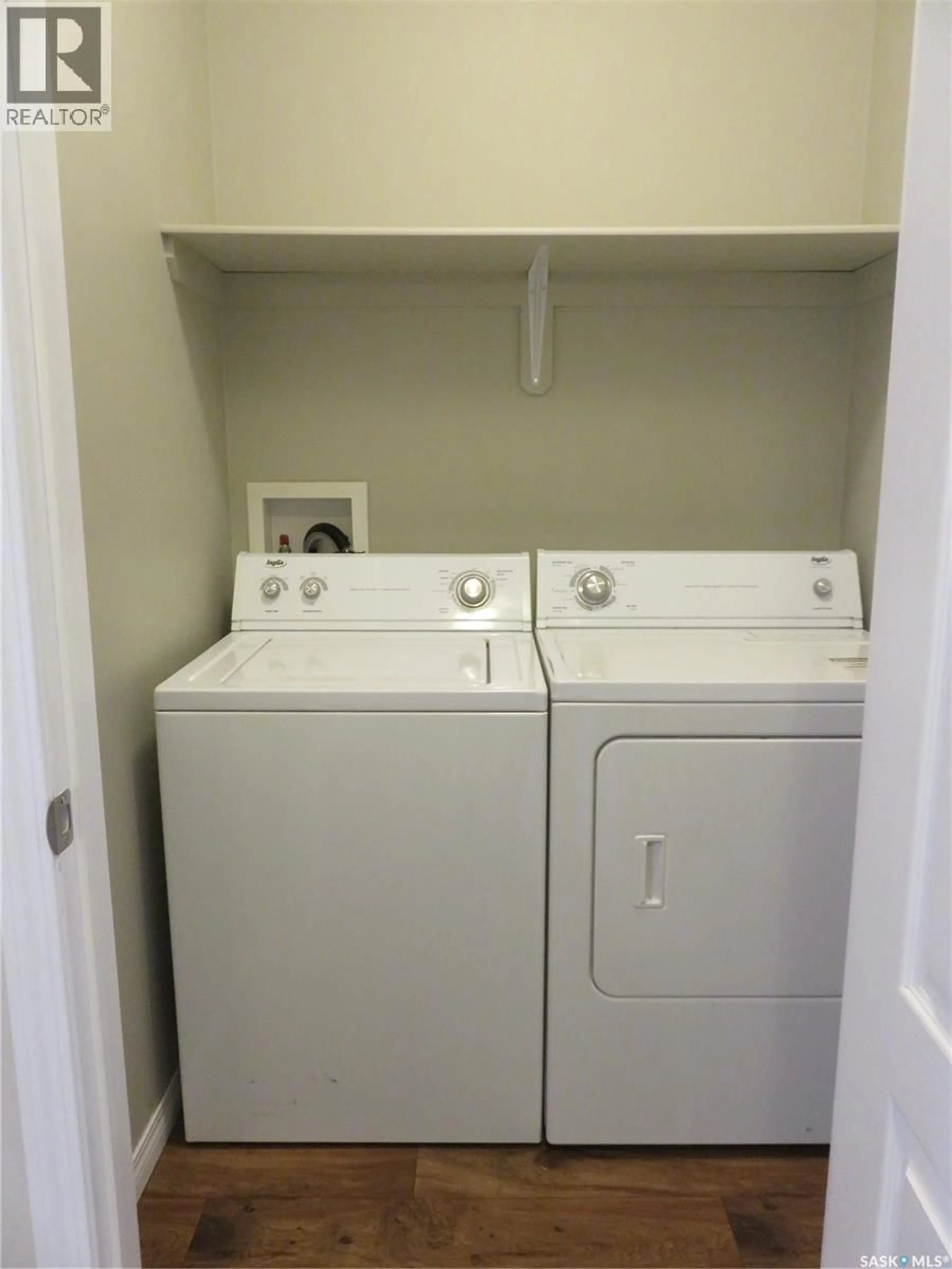 Laundry room for 113 - 3810 DEWDNEY AVENUE, Regina Saskatchewan S4Z0A6