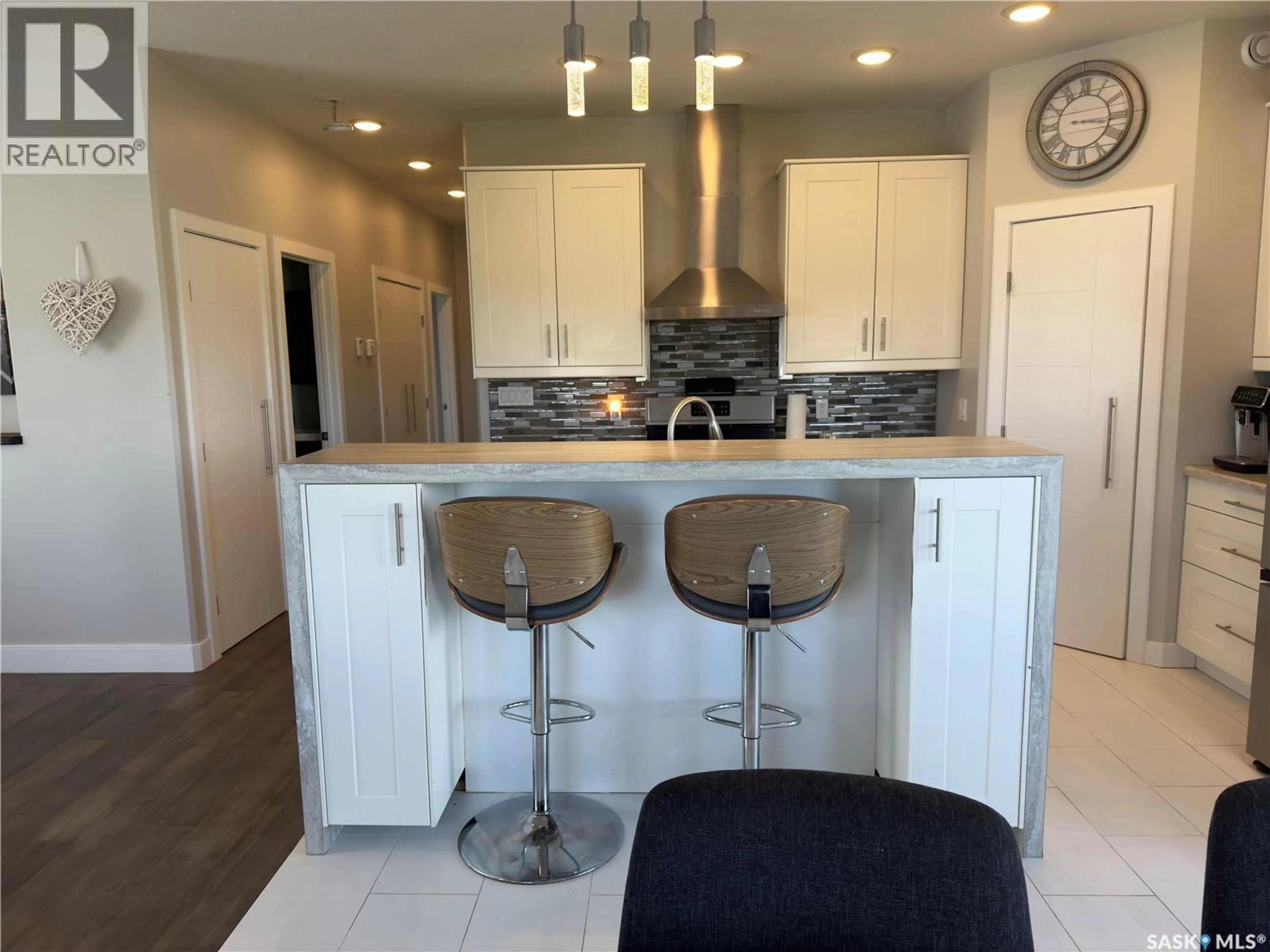 Open concept kitchen, unknown for ACREAGE ROAD, Shellbrook Rm No. 493 Saskatchewan S0J1G0