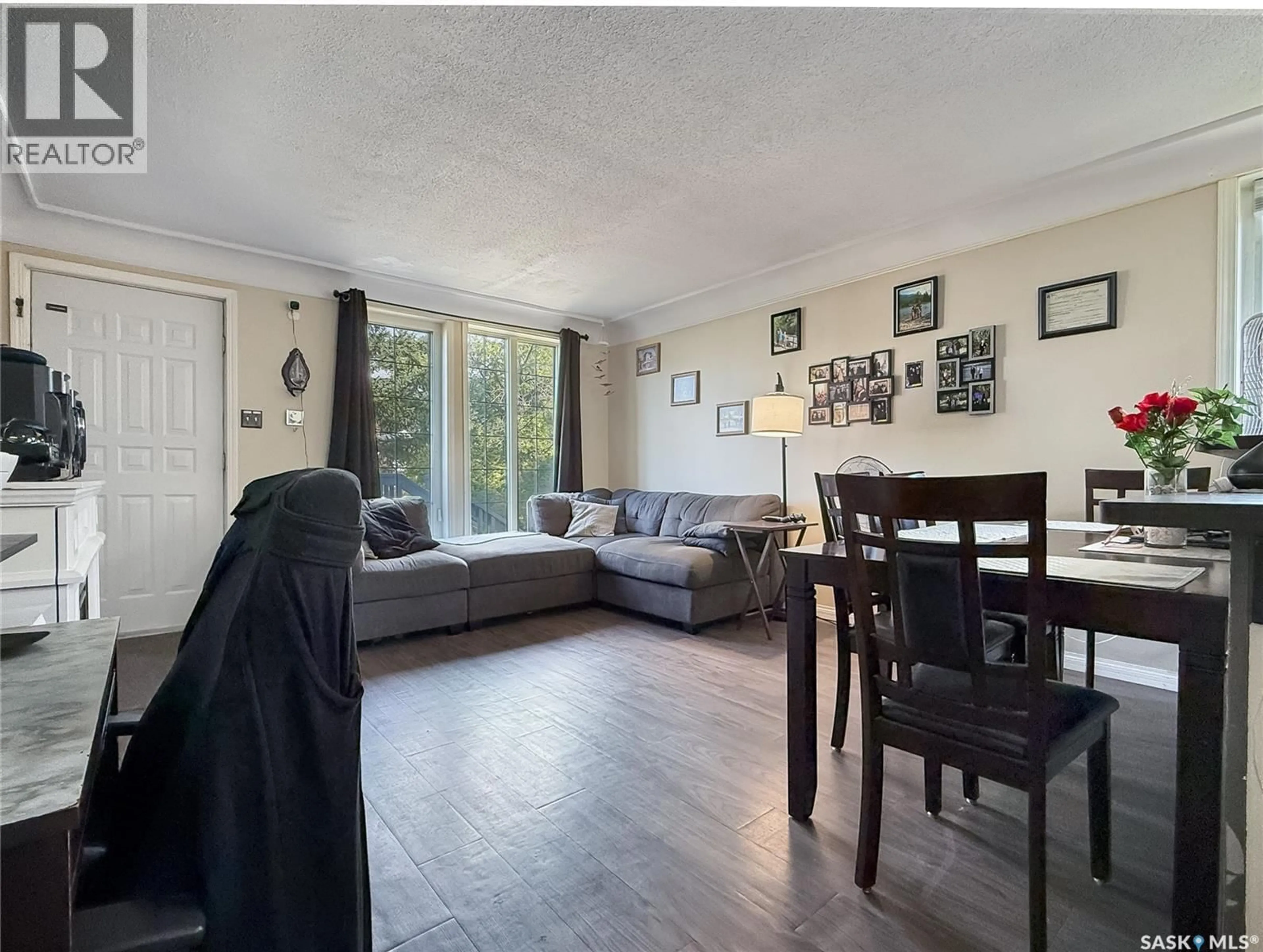 A pic of a room for 520 CENTRAL AVENUE, Swift Current Saskatchewan S9H0L9