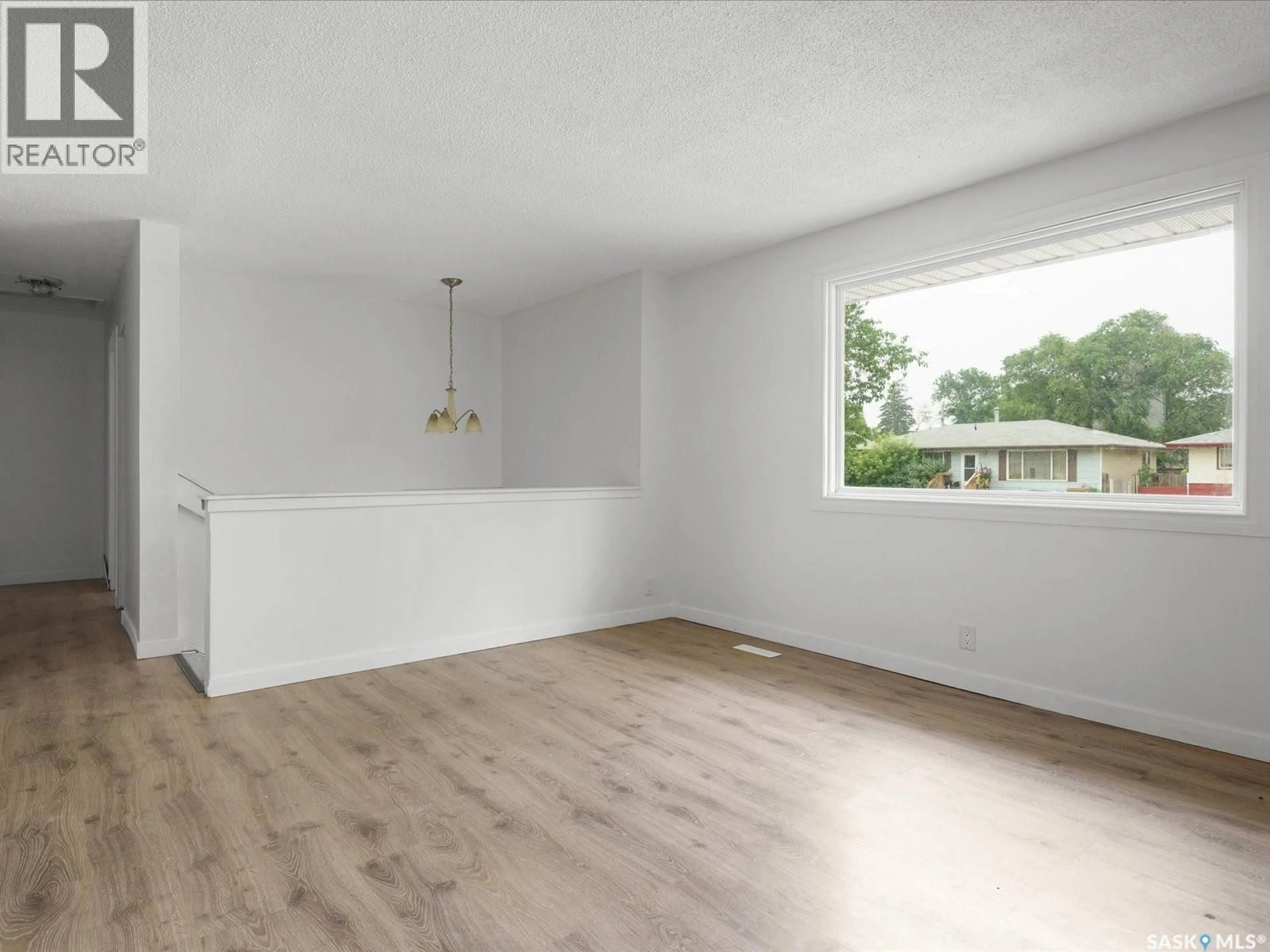 A pic of a room for 7332 BOWMAN AVENUE, Regina Saskatchewan S4T6K8