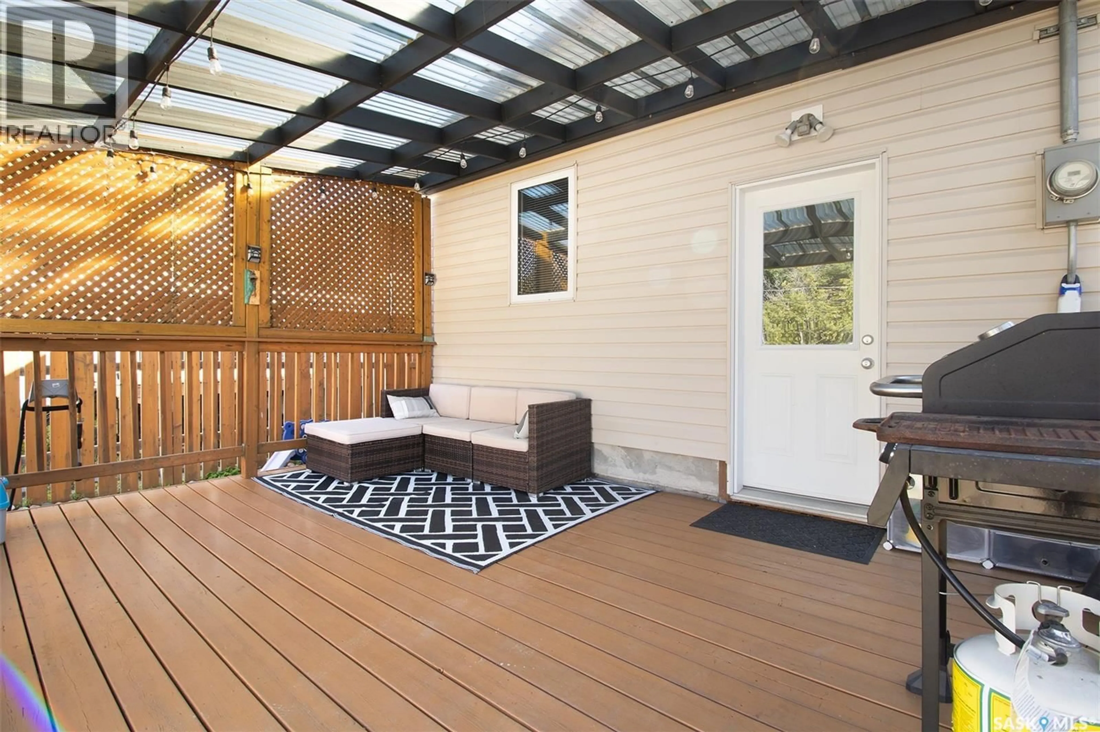 Patio, street for 1126 CAMPBELL STREET, Regina Saskatchewan S4T5P6