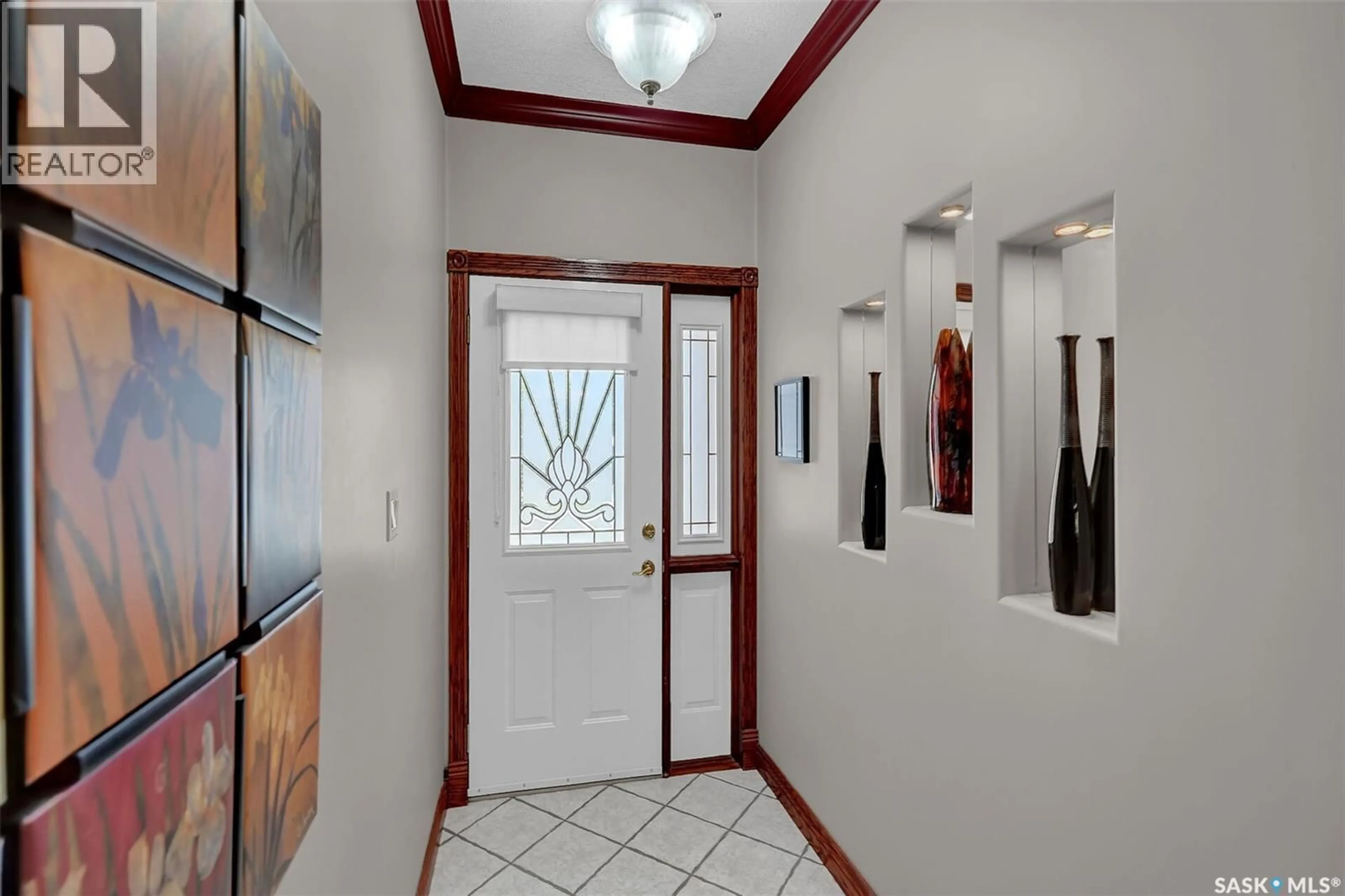 Indoor entryway for 327 ROSS STREET, Lumsden Saskatchewan S0G3C0