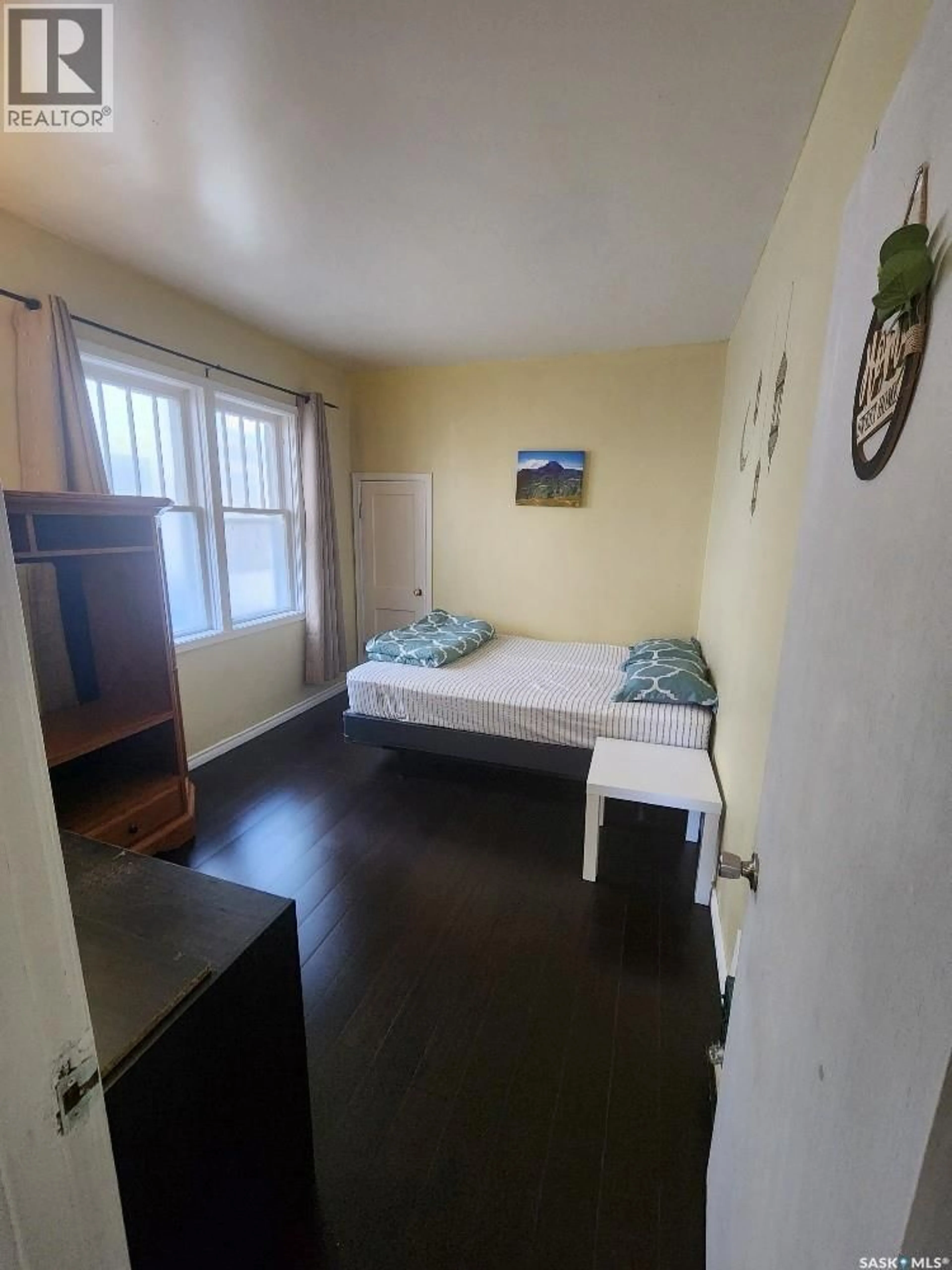 A pic of a room for 3303 DEWDNEY AVENUE, Regina Saskatchewan S4T0Y9