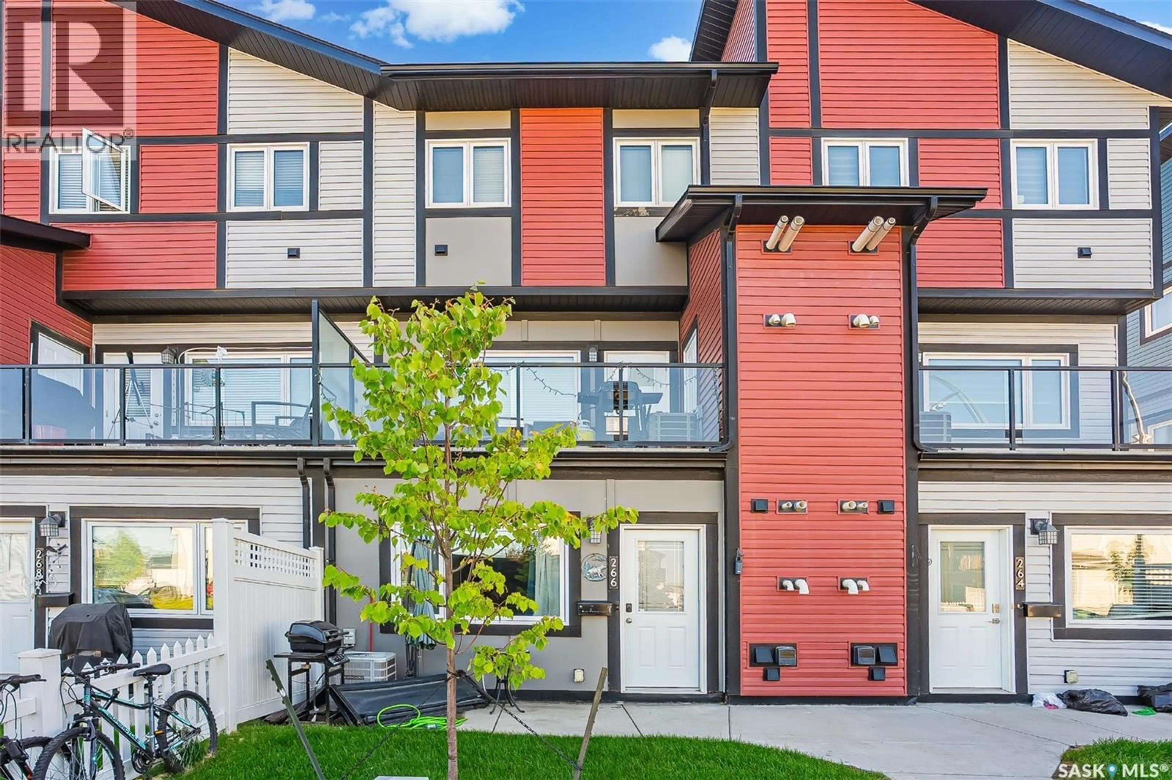 Unknown for 266 250 AKHTAR BEND, Saskatoon Saskatchewan S7W0W4