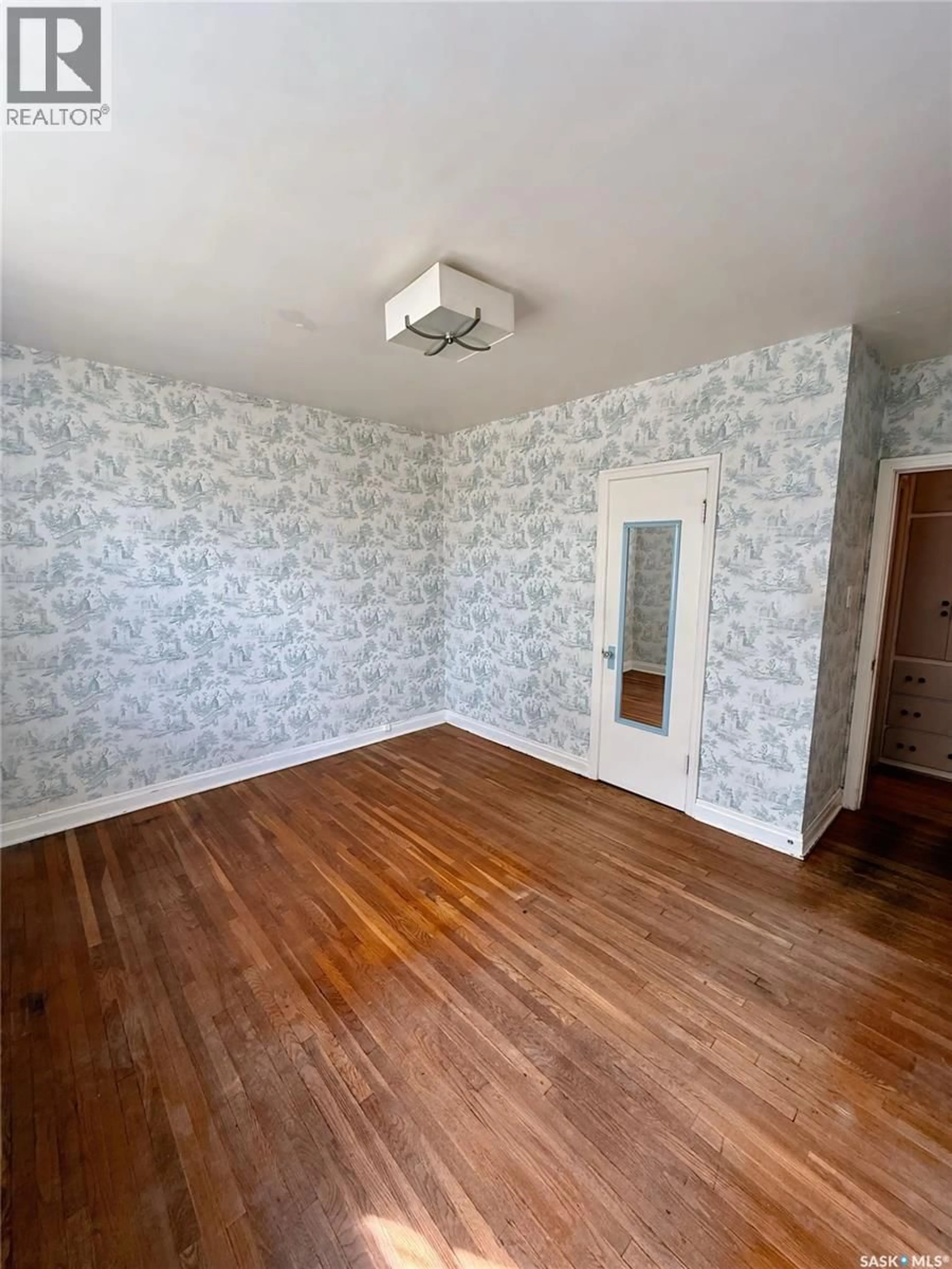 A pic of a room for 1039 MAIN STREET, Saskatoon Saskatchewan S7H0K8