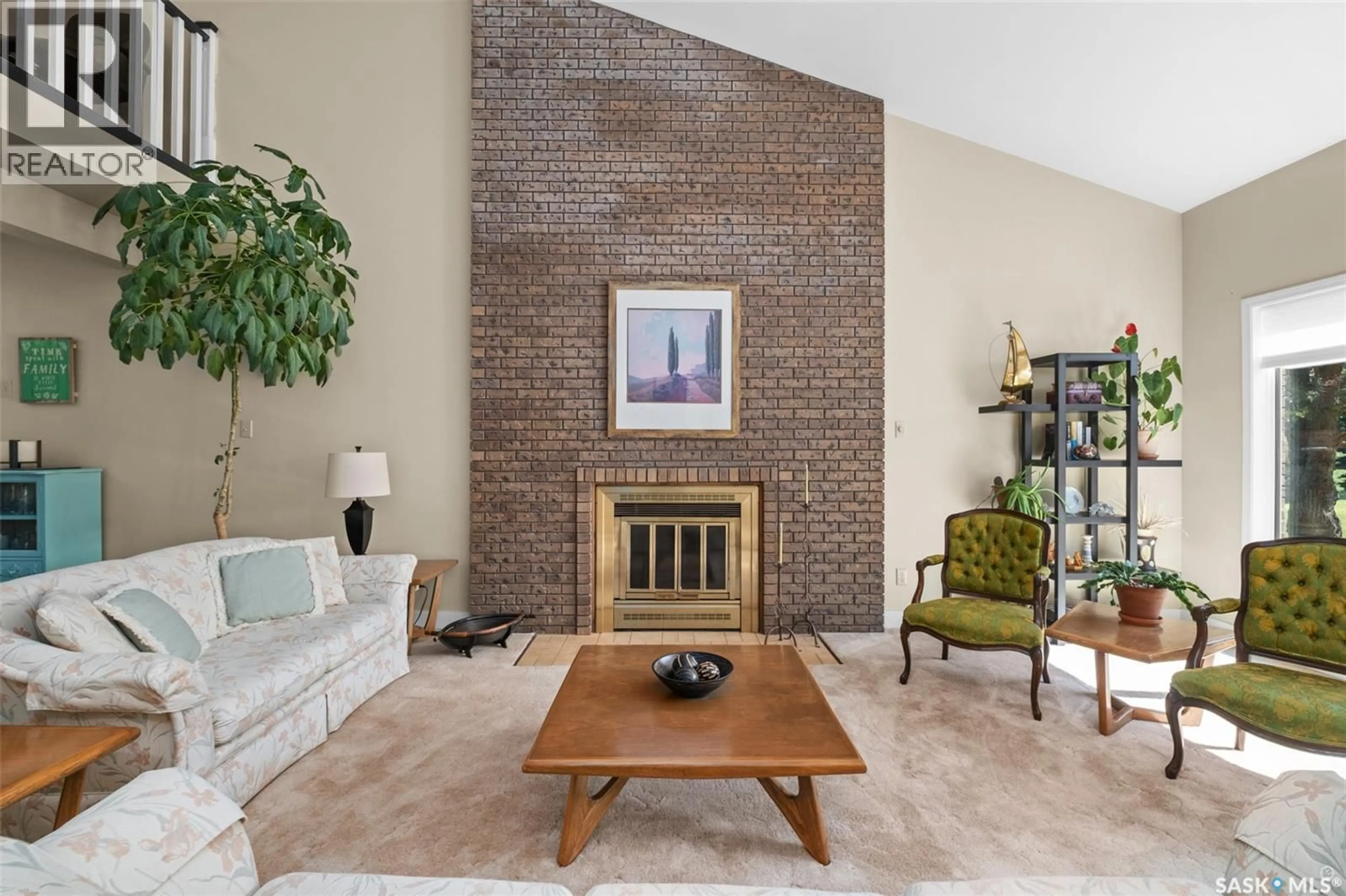 Living room with furniture, unknown for 461 BIRCH PLACE, Buckland Rm No. 491 Saskatchewan S6V5R3