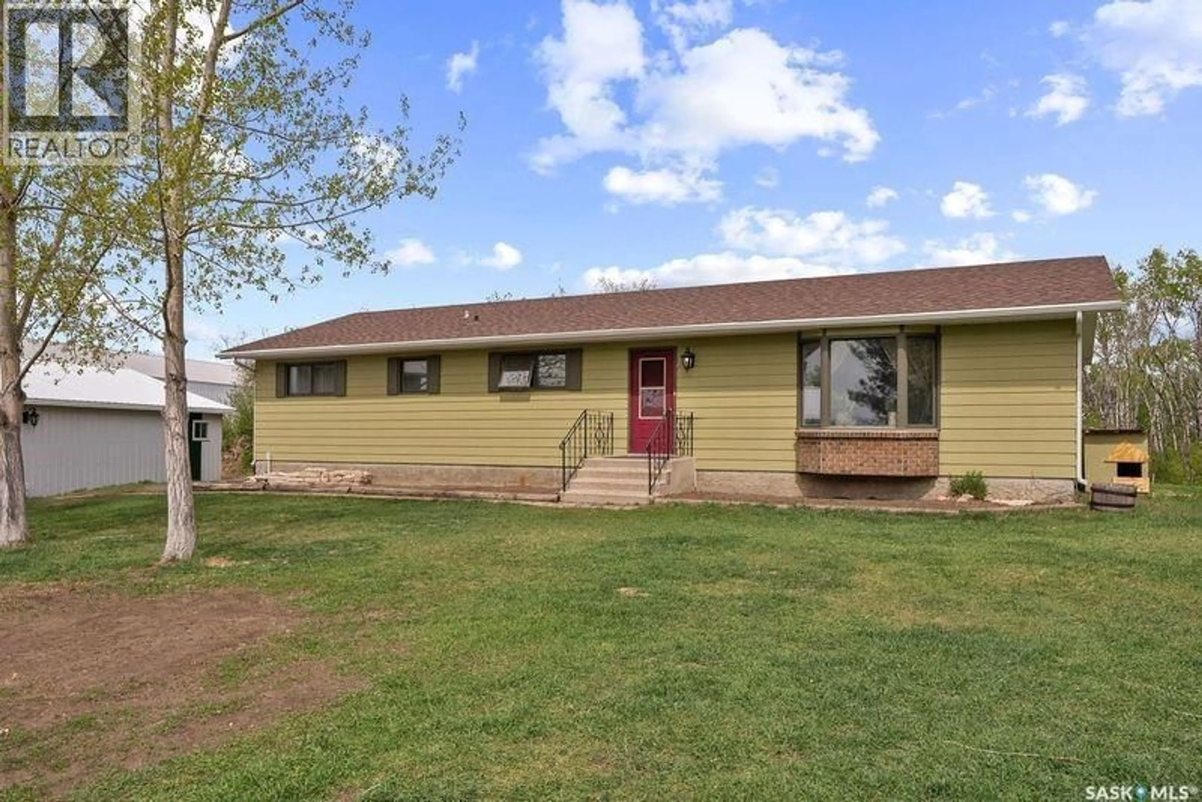 Home with vinyl exterior material, unknown for Vanscoy - 120 ACRES RM, Vanscoy Rm No. 345 Saskatchewan S0L3J0