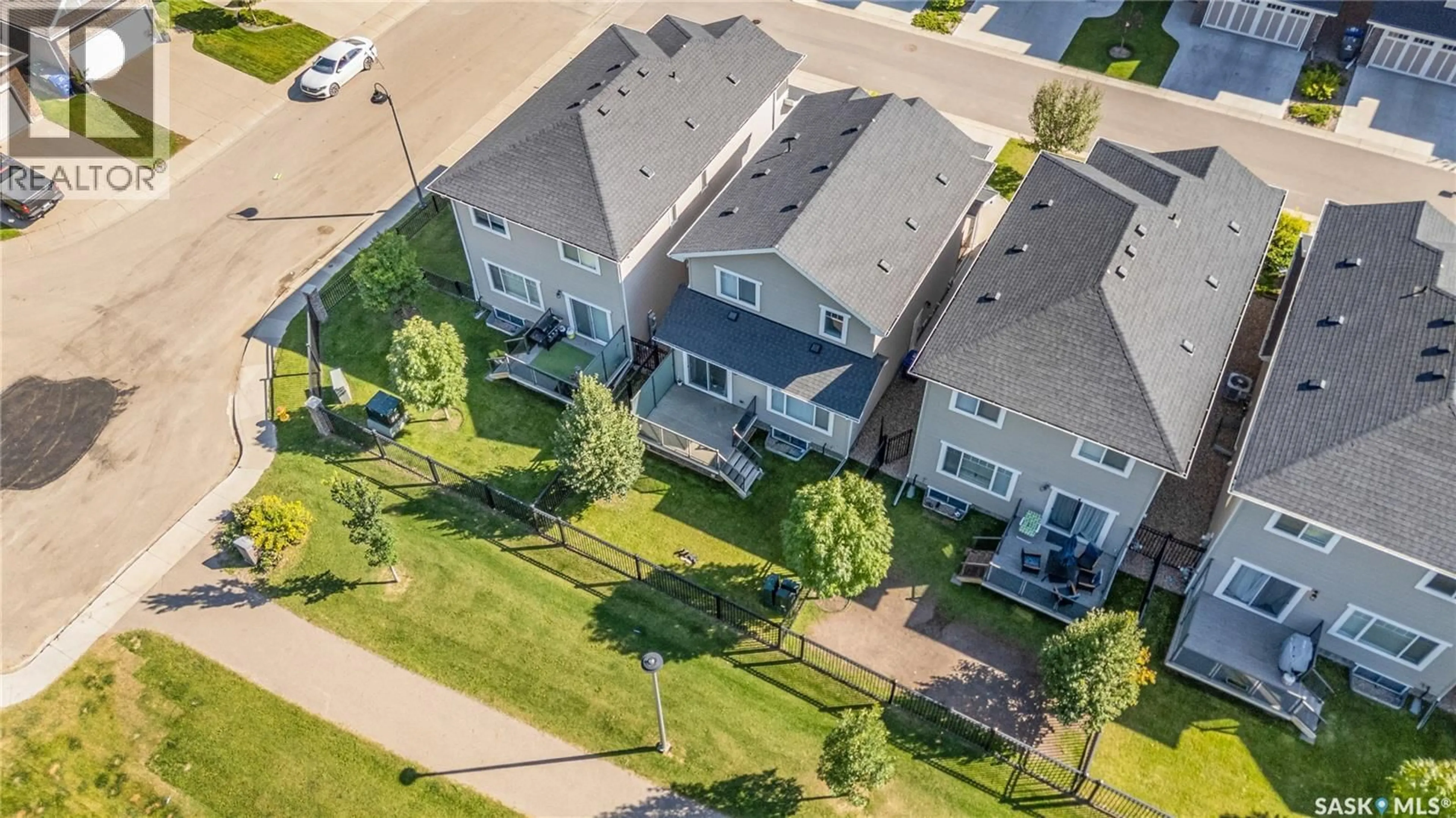 A pic from outside/outdoor area/front of a property/back of a property/a pic from drone, street for 315 - 131 DICKSON CRESCENT, Saskatoon Saskatchewan S7T0T8