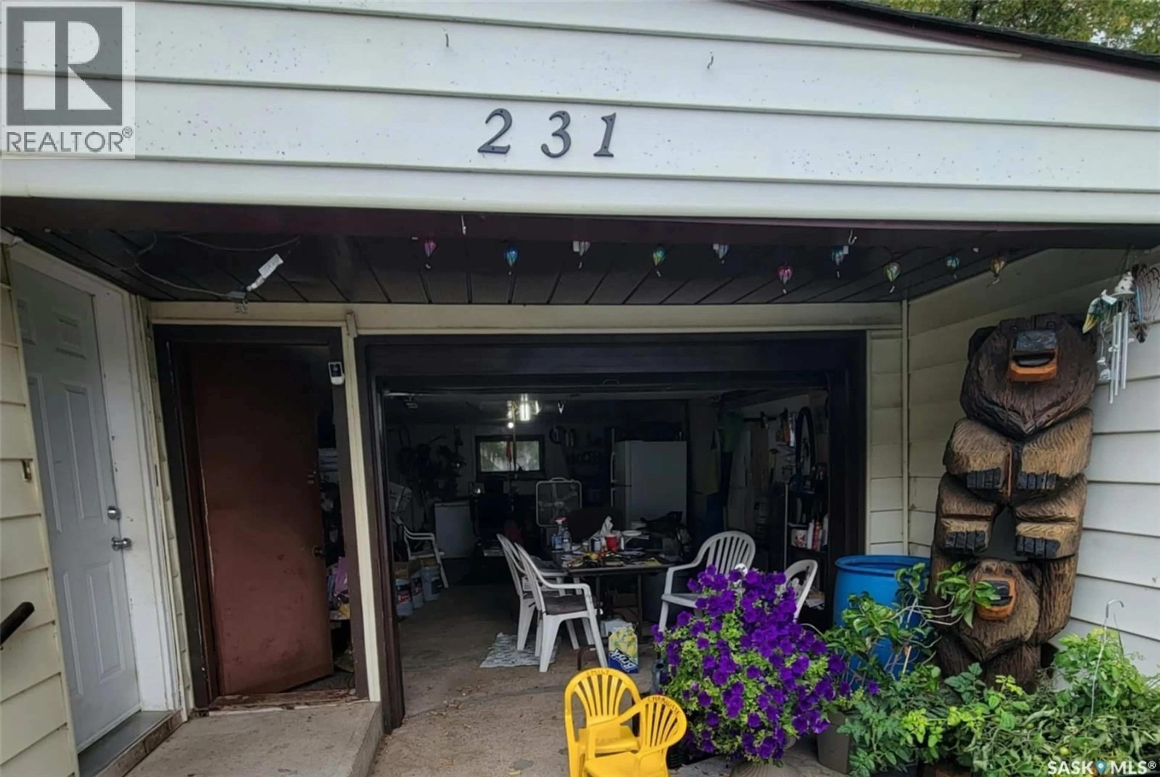 Patio, street for 231 THIRD STREET, Preeceville Saskatchewan S0A3B0