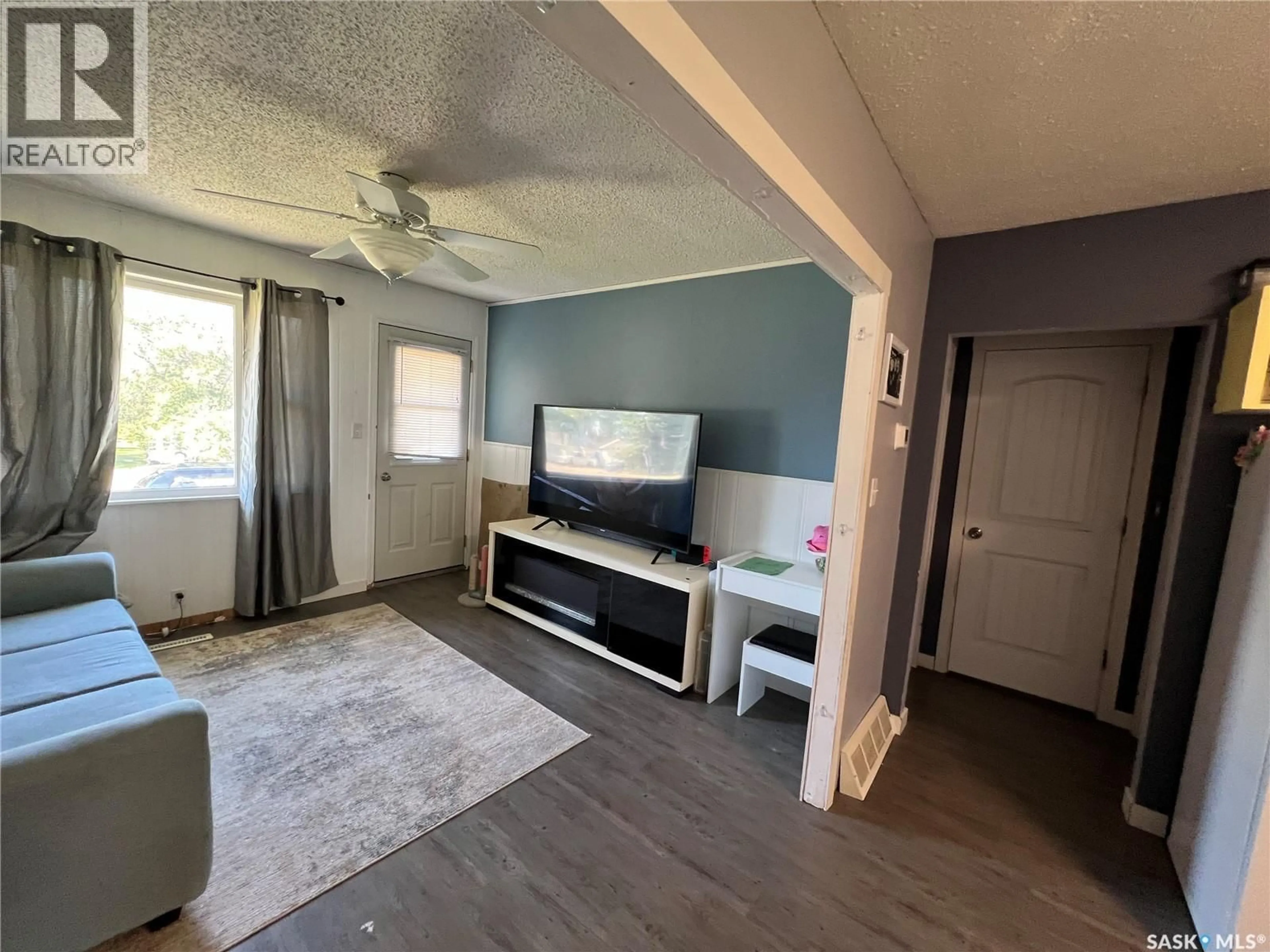 A pic of a room for 1005 HERBERT AVENUE, Herbert Saskatchewan S0H2A0