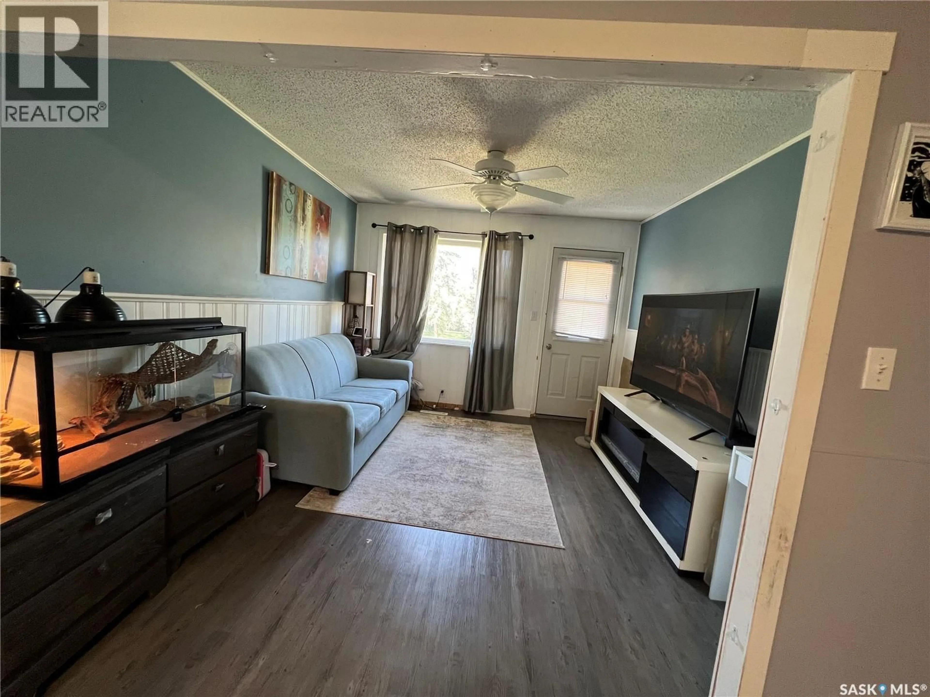 A pic of a room for 1005 HERBERT AVENUE, Herbert Saskatchewan S0H2A0