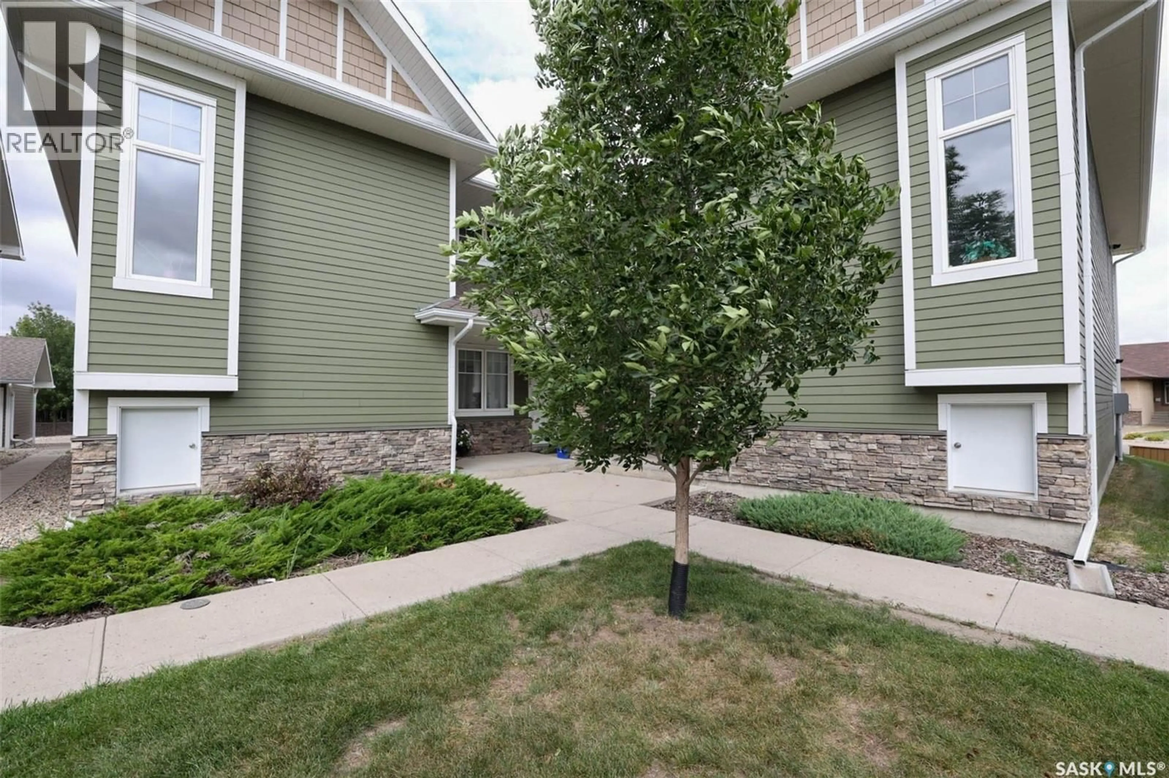 Patio, street for E - 4165 GREEN APPLE DRIVE, Regina Saskatchewan S4V1S1