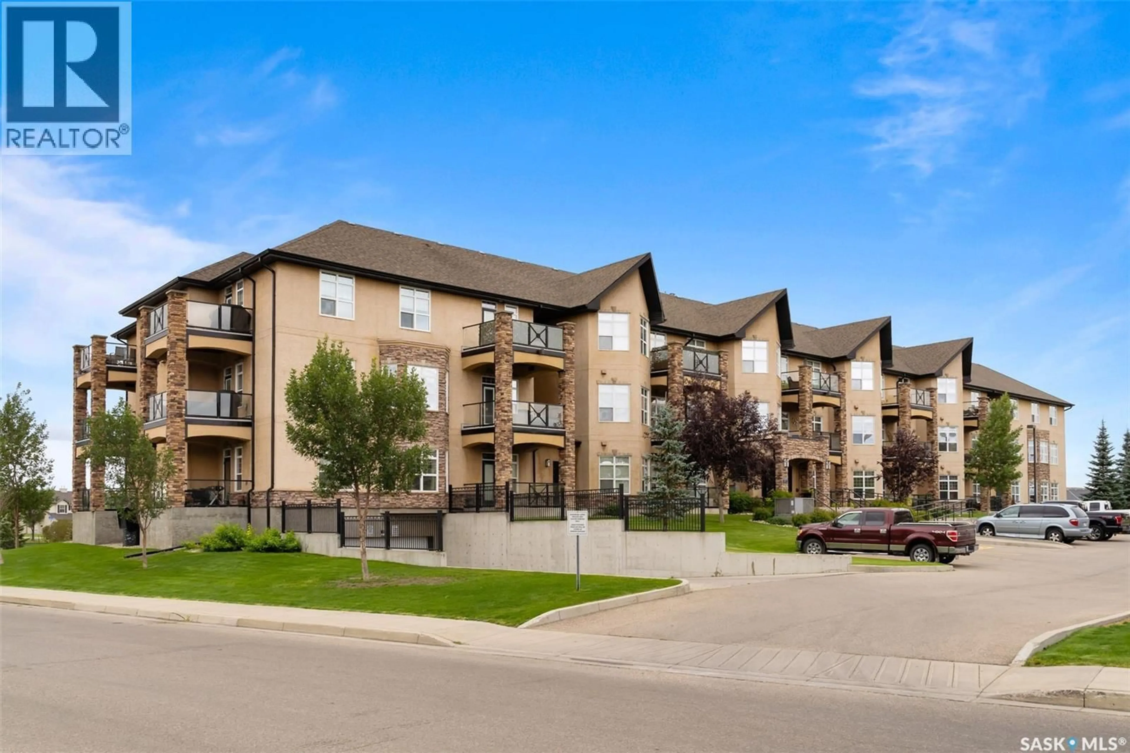 Patio, unknown for 2160 - 311 HESELTINE ROAD, Regina Saskatchewan S4V1L2