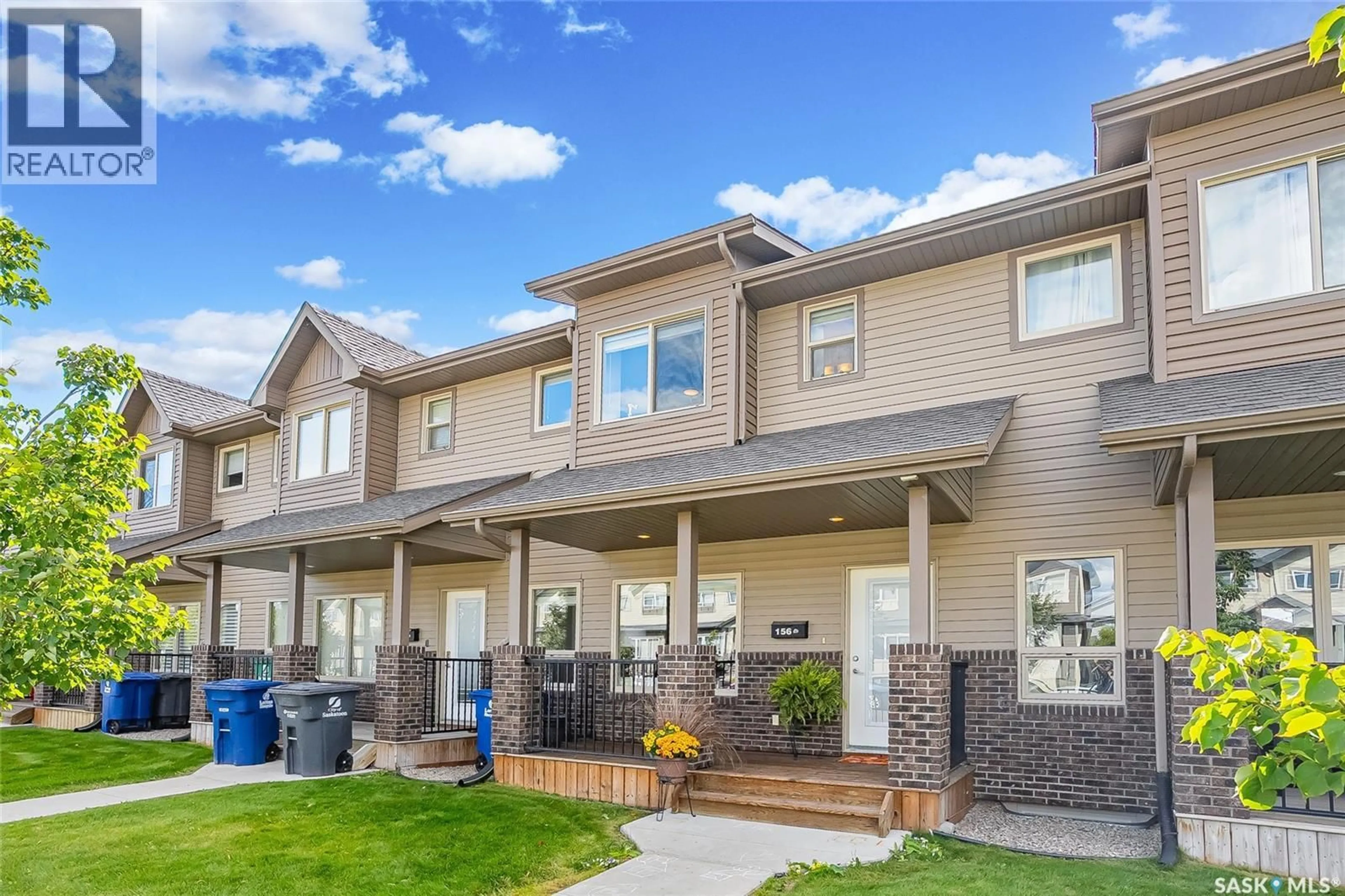 Home with vinyl exterior material, mountain view for N - 156 ROSEWOOD GATE, Saskatoon Saskatchewan S7V0K9