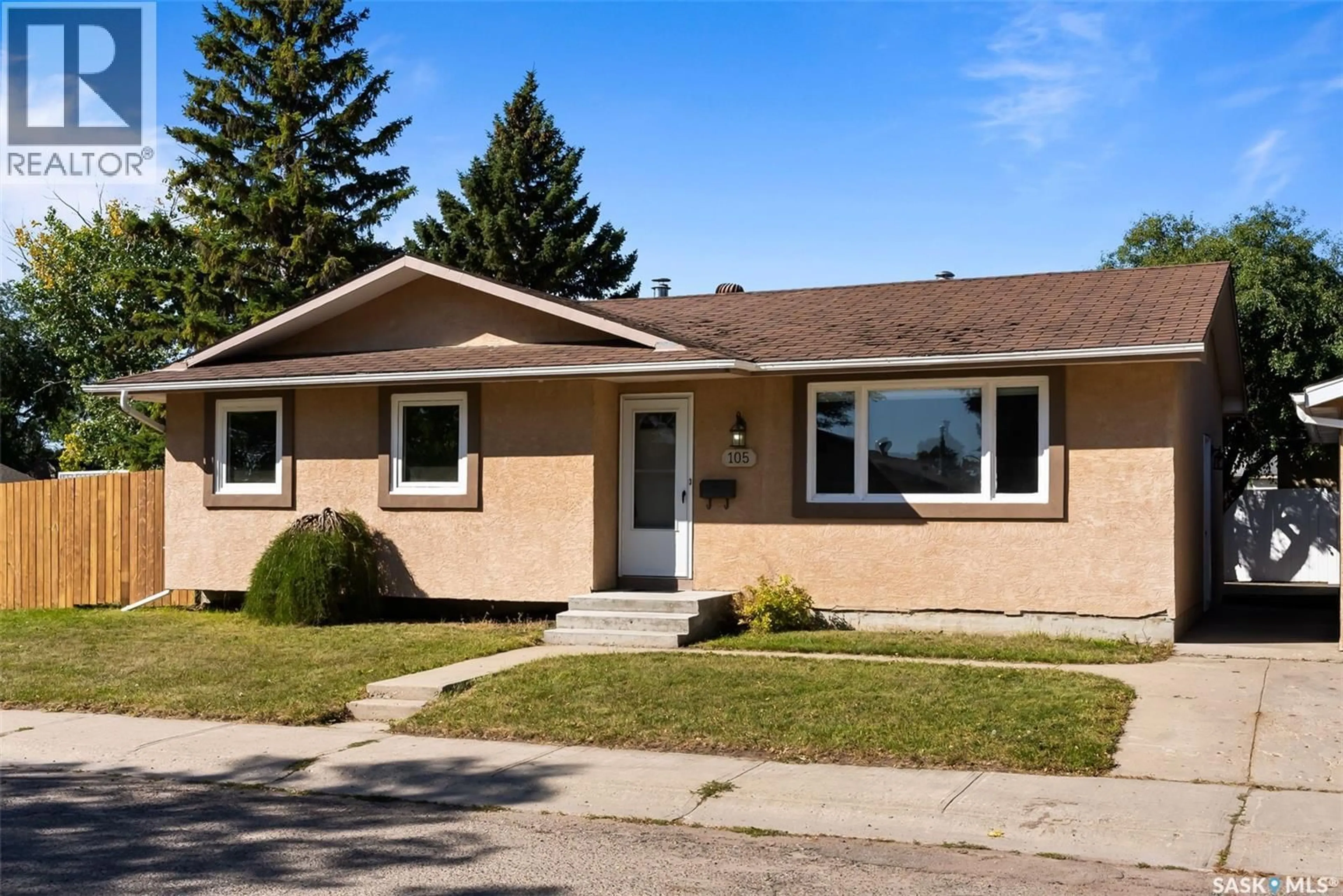 Home with vinyl exterior material, street for 105 BORLASE CRESCENT, Regina Saskatchewan S4N4G8