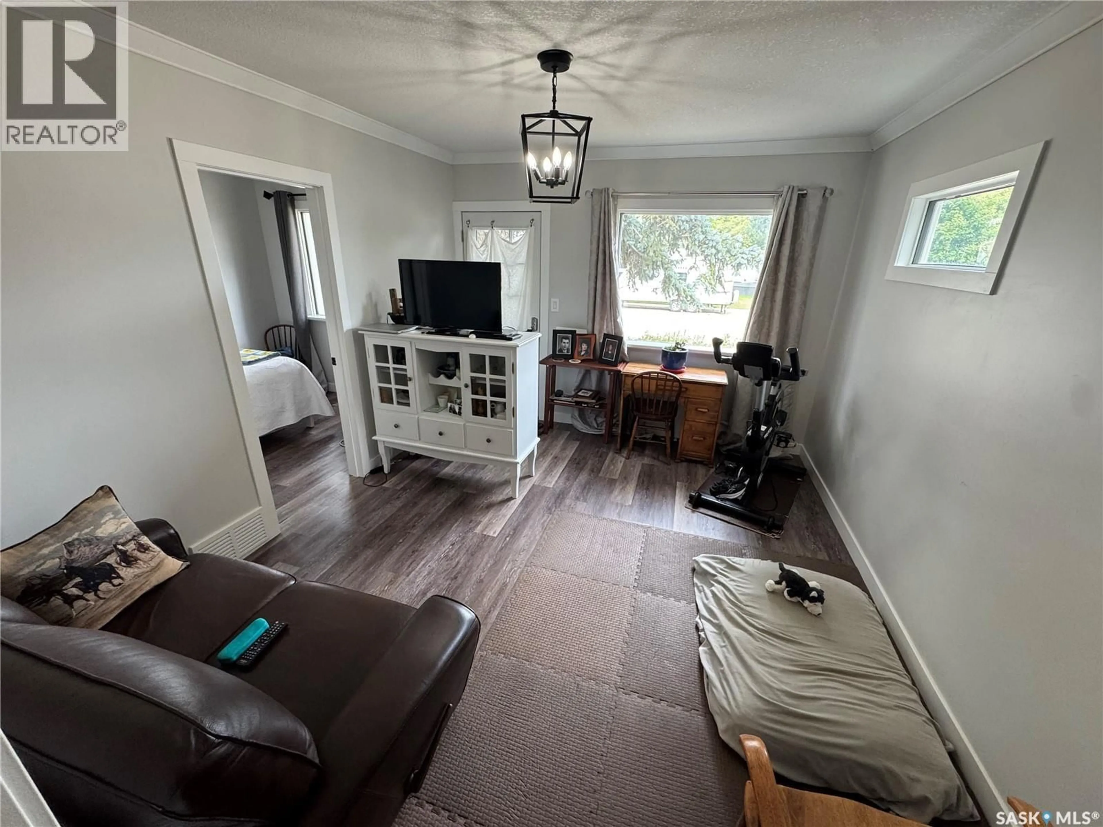 A pic of a room for 505 1ST AVENUE, Odessa Saskatchewan S0G3S0