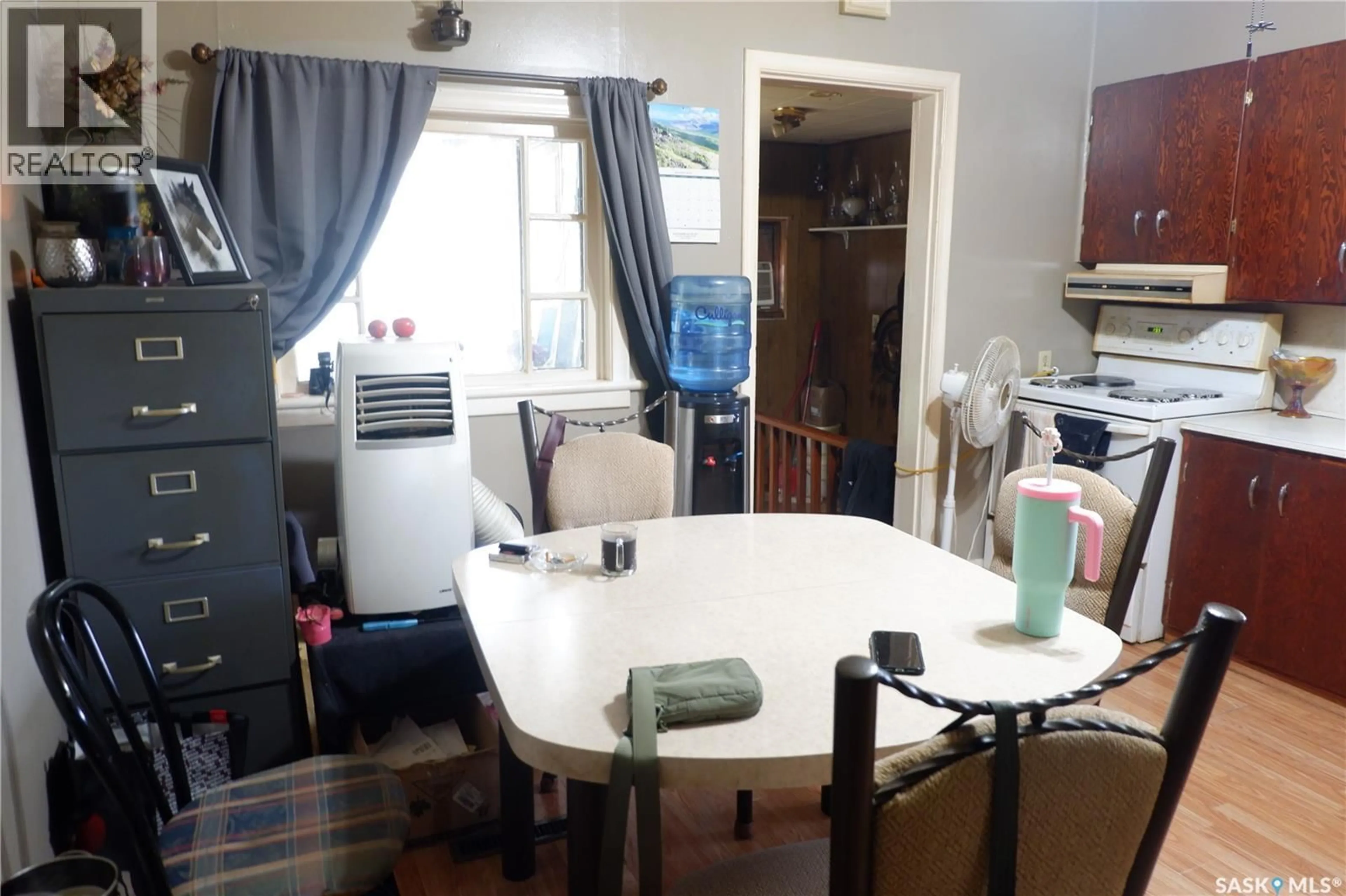 Dining room, floor is not visible for 221 7TH AVENUE, Assiniboia Saskatchewan S0H0B0