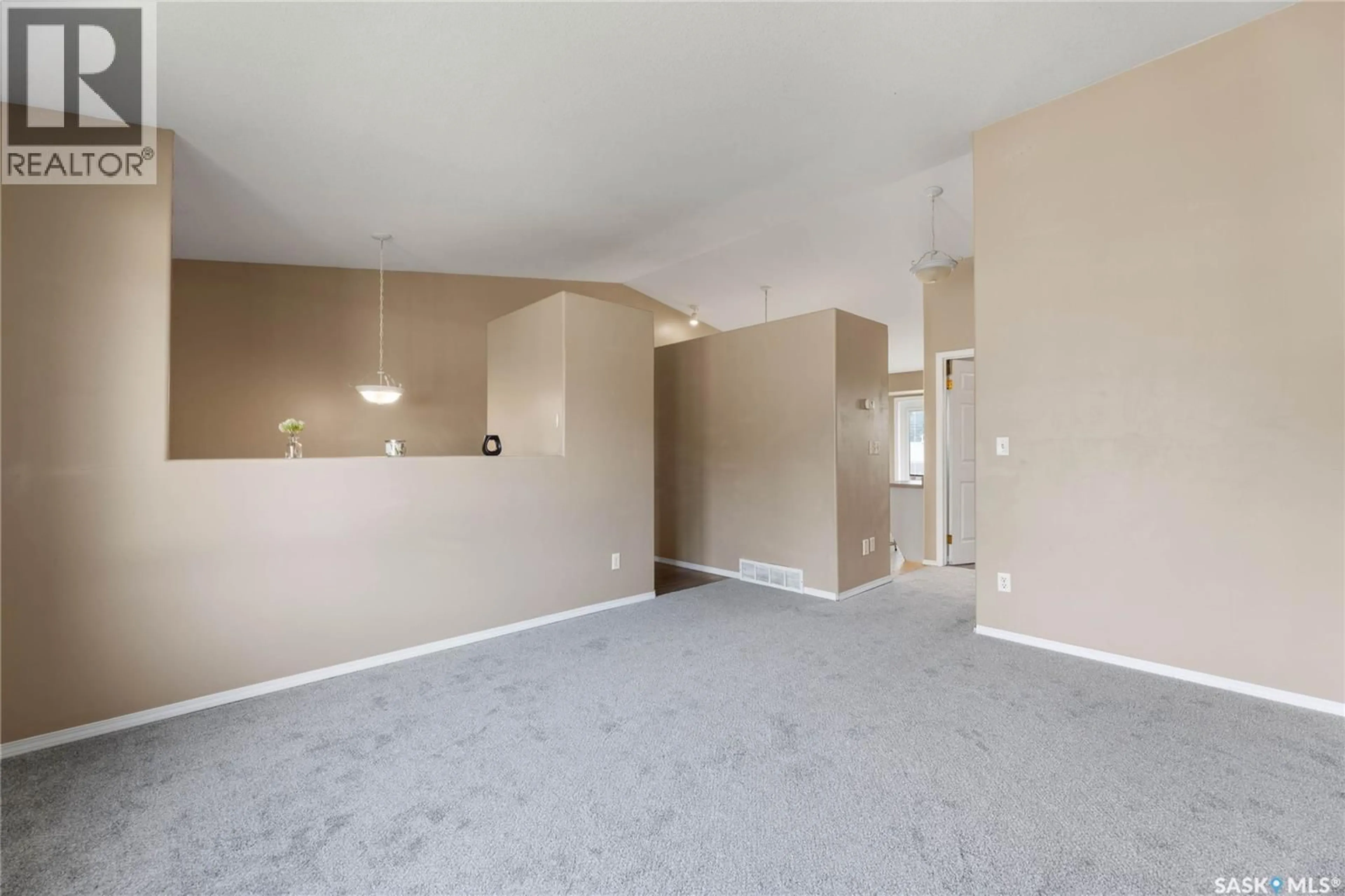 A pic of a room for 210 HEDLEY STREET, Saskatoon Saskatchewan S7N1Z9