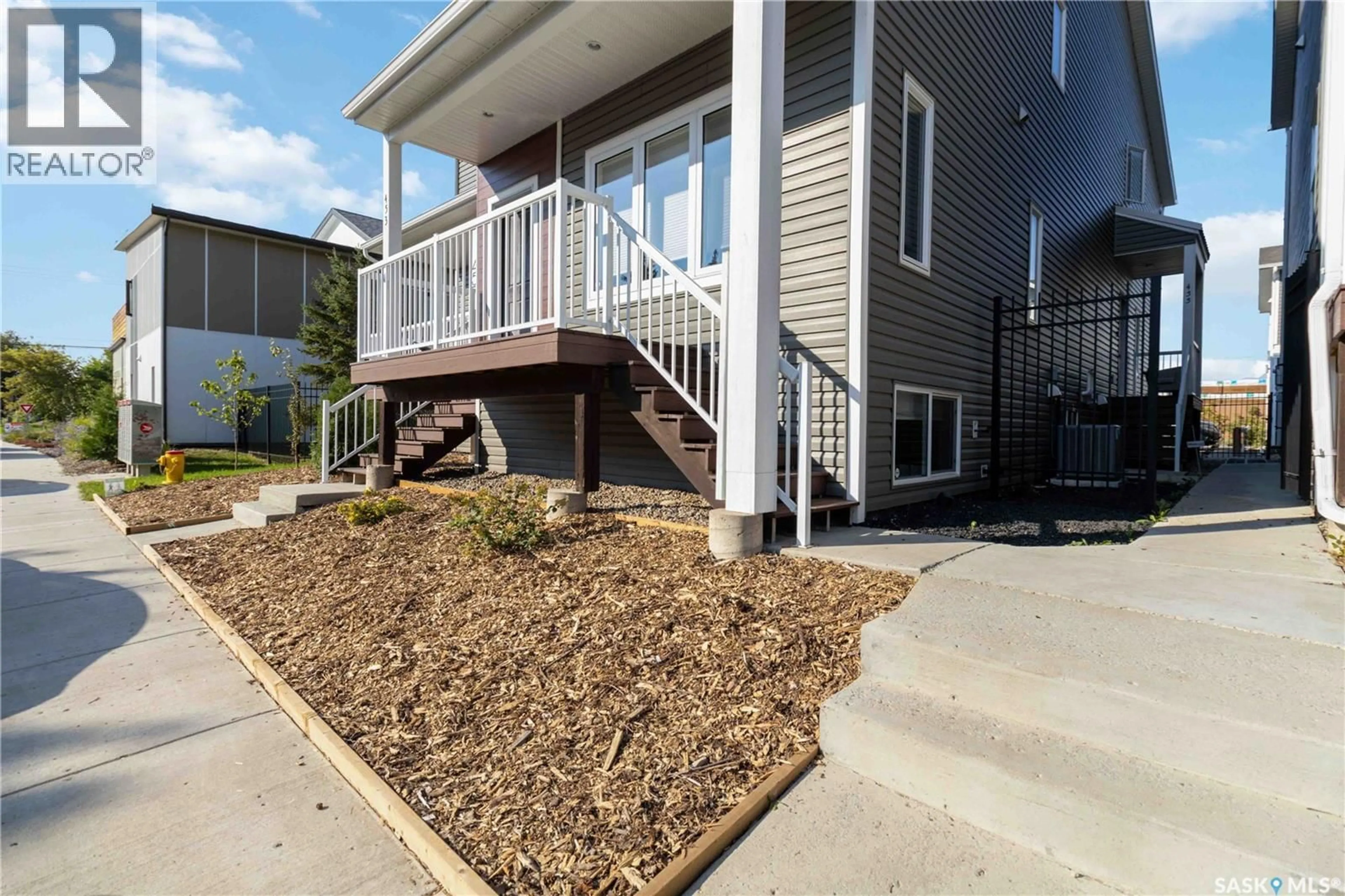 Unknown for 453 L AVENUE, Saskatoon Saskatchewan S7M5Y6