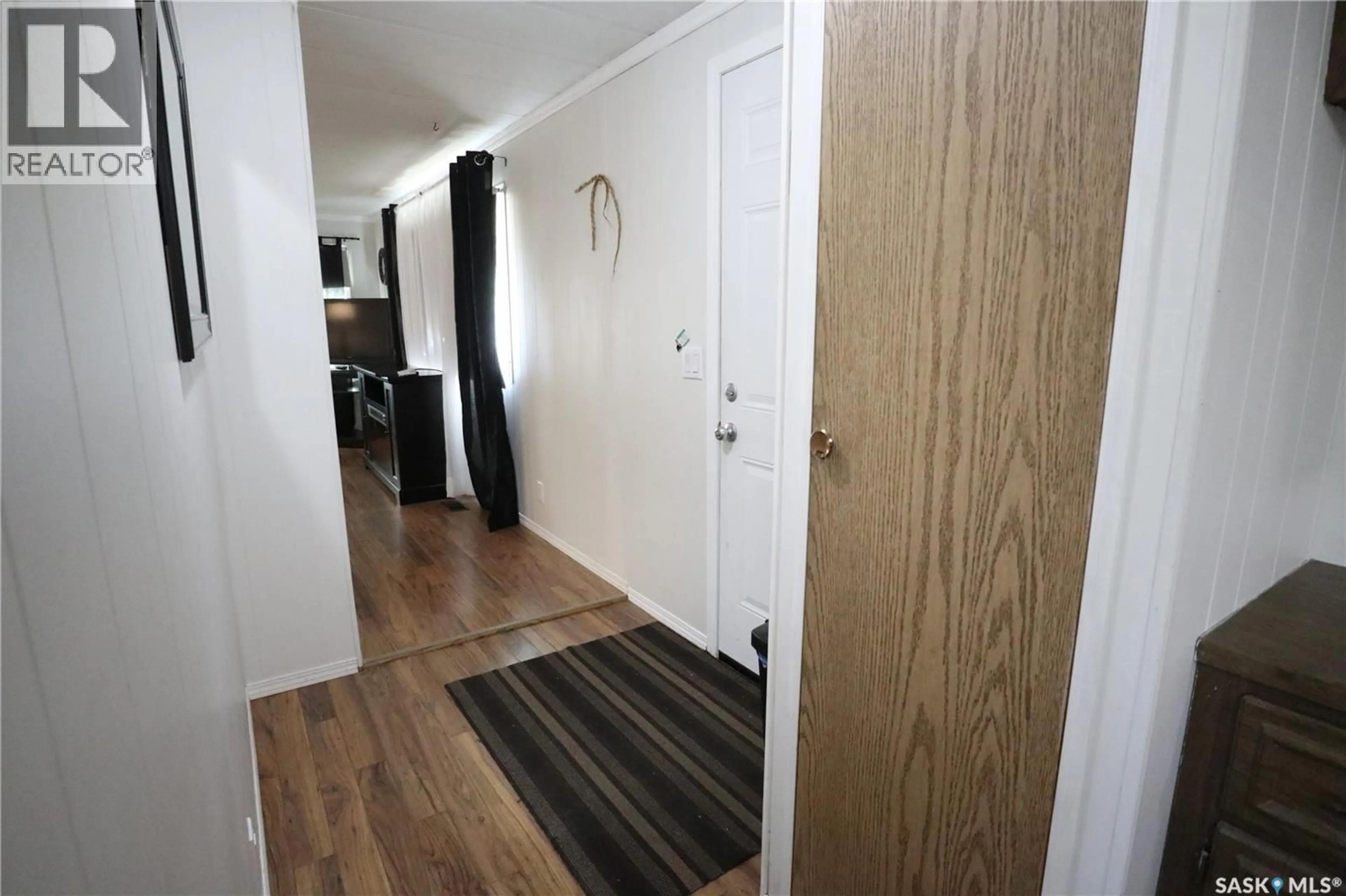 Indoor entryway for 304 GREY STREET, Cupar Saskatchewan S0G0Y0