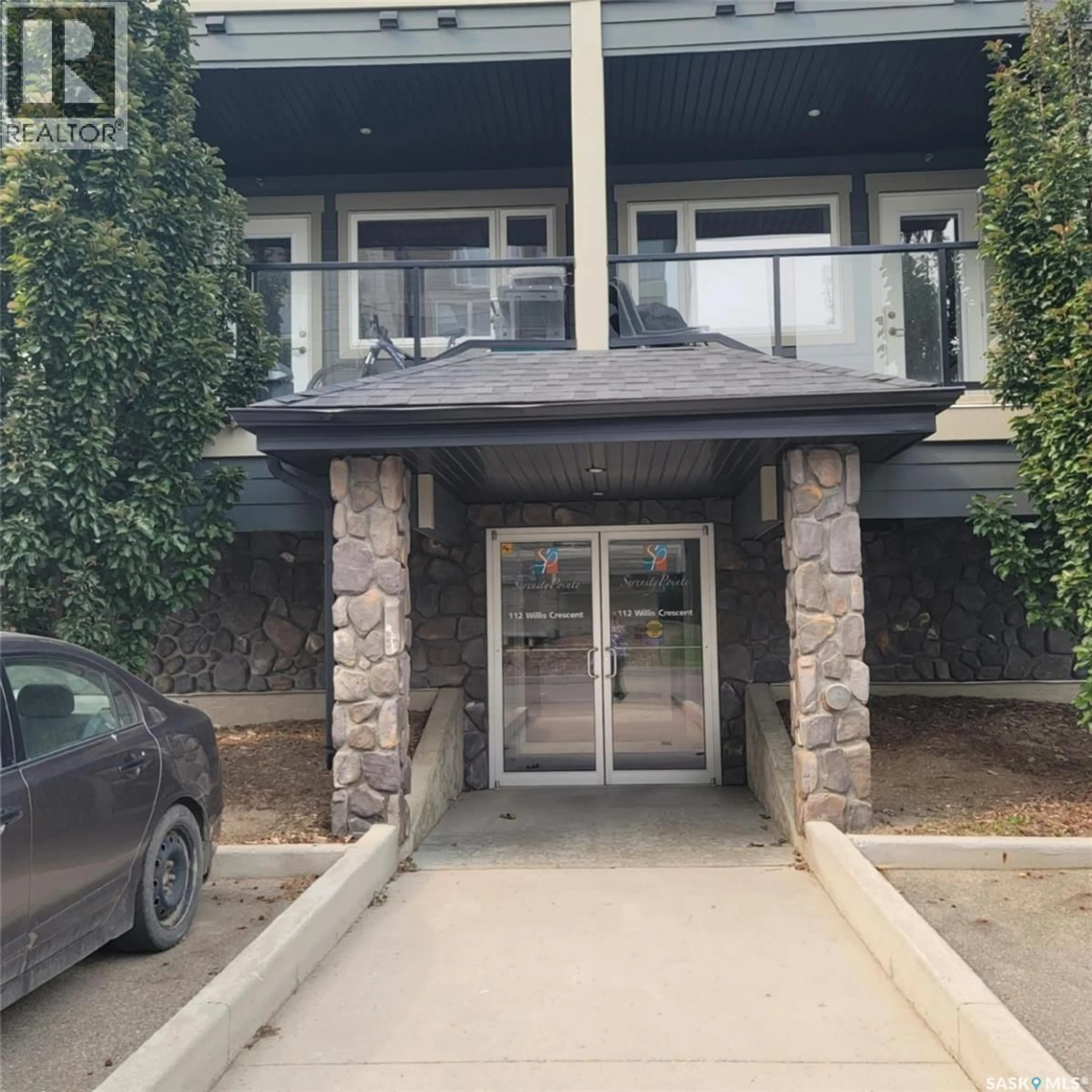 Indoor foyer for 6202 112 WILLIS CRESCENT, Saskatoon Saskatchewan S7T0N3
