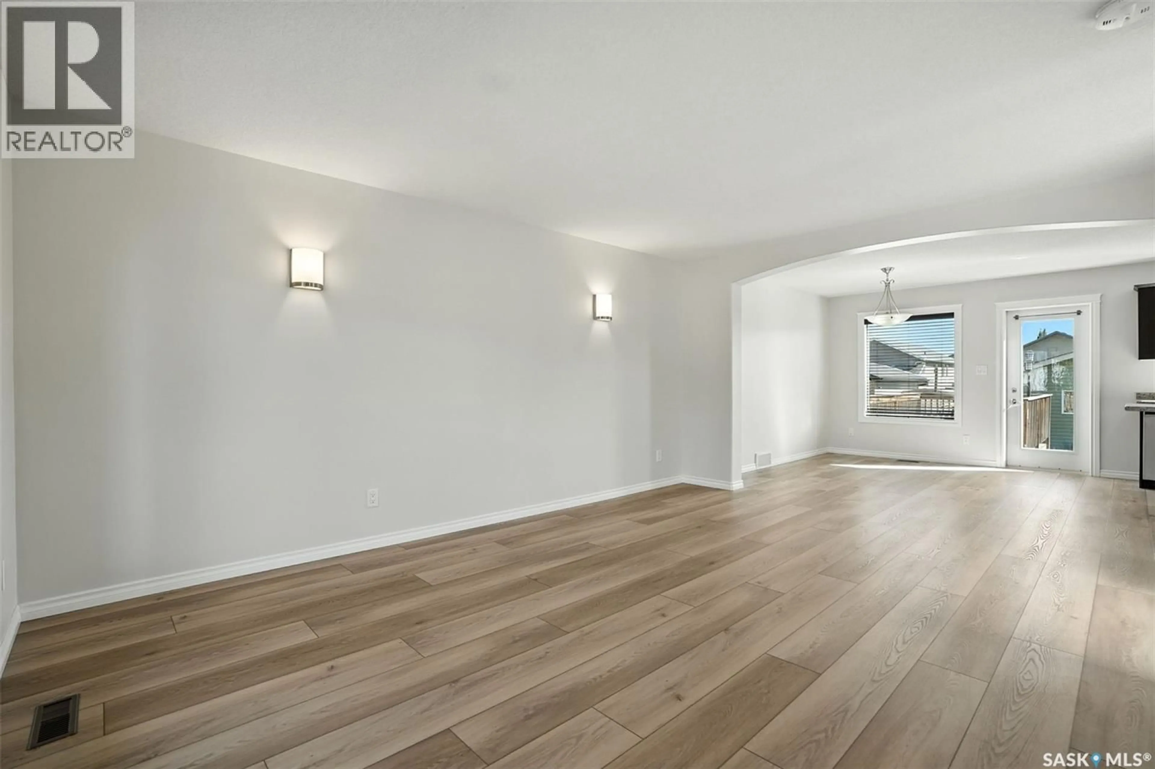 A pic of a room for 534 KLASSEN CRESCENT, Saskatoon Saskatchewan S7R0G2