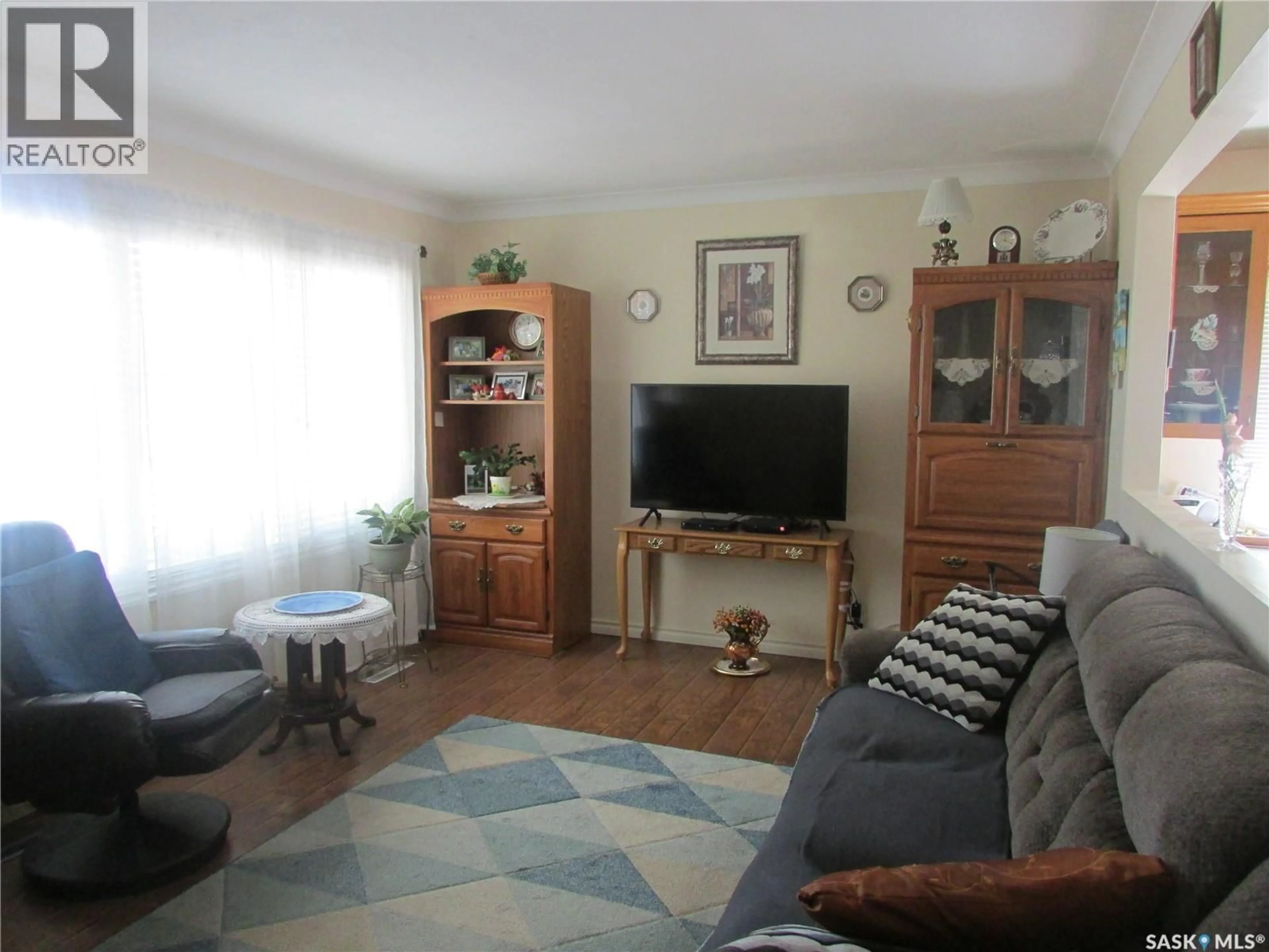 Living room with furniture, unknown for 84 COLDWELL ROAD, Regina Saskatchewan S4R4K5