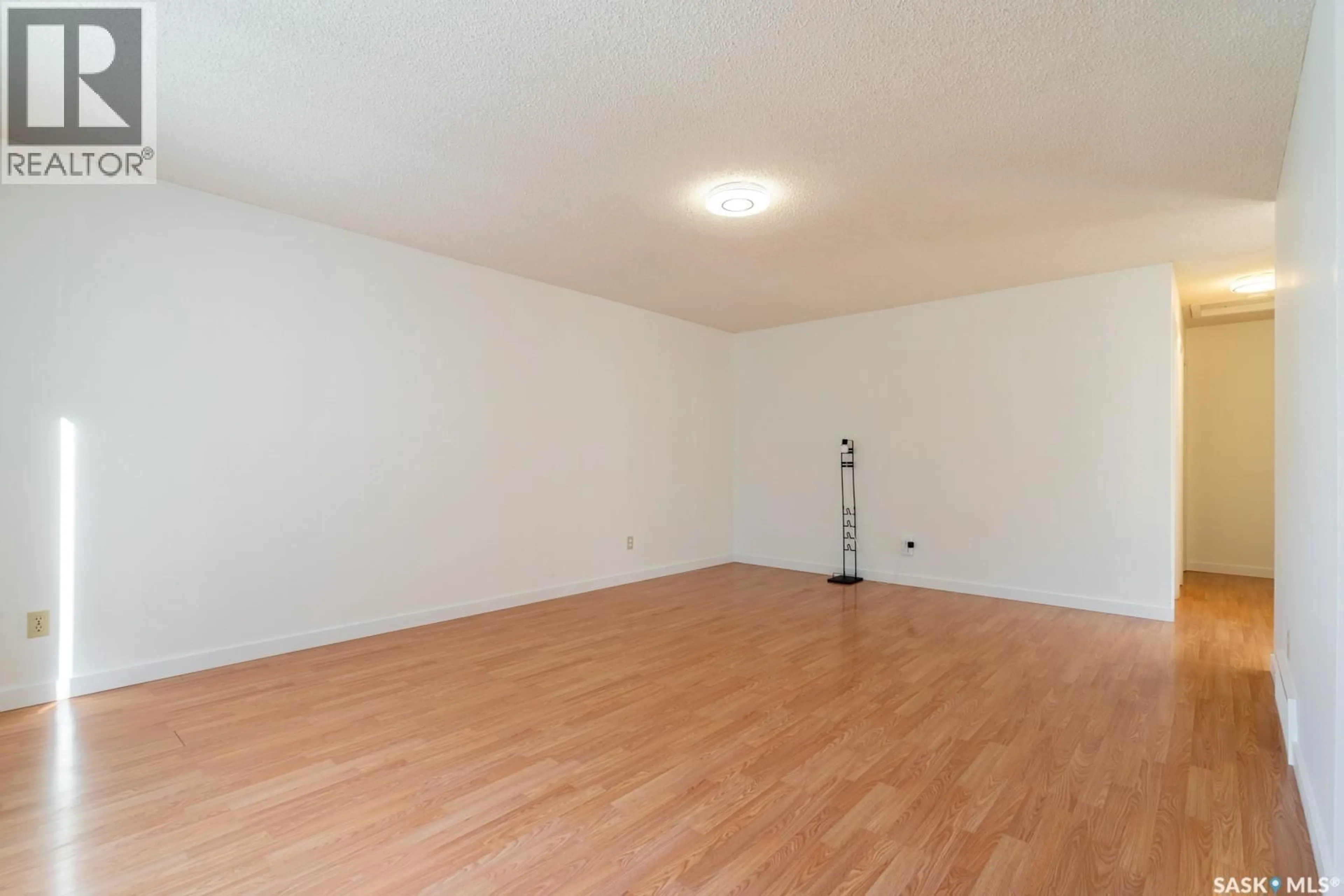A pic of a room for 3123 JENKINS DRIVE, Regina Saskatchewan S4N6Y1