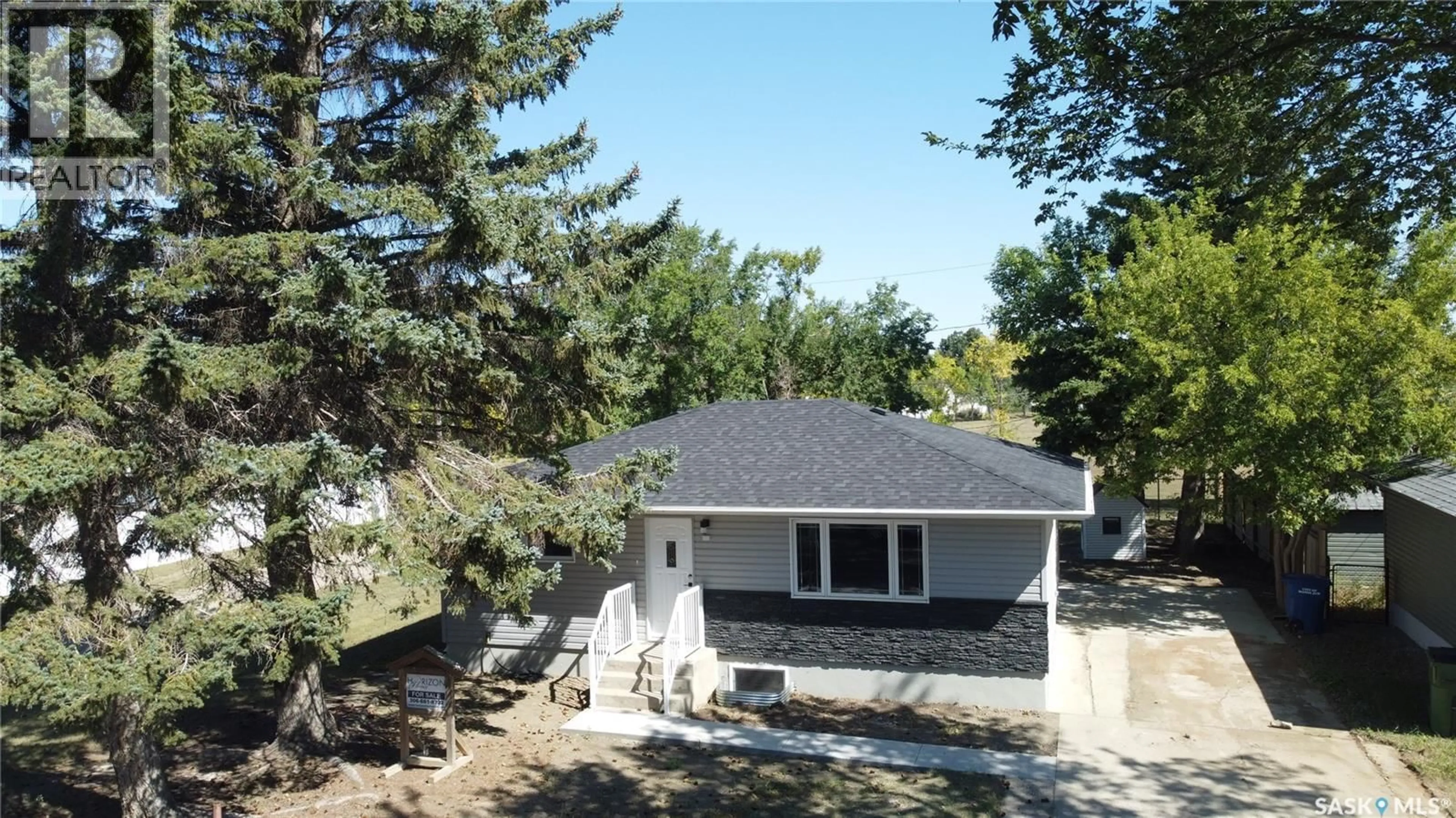 Unknown for 1143 13TH AVENUE, Moose Jaw Saskatchewan S6H4N5