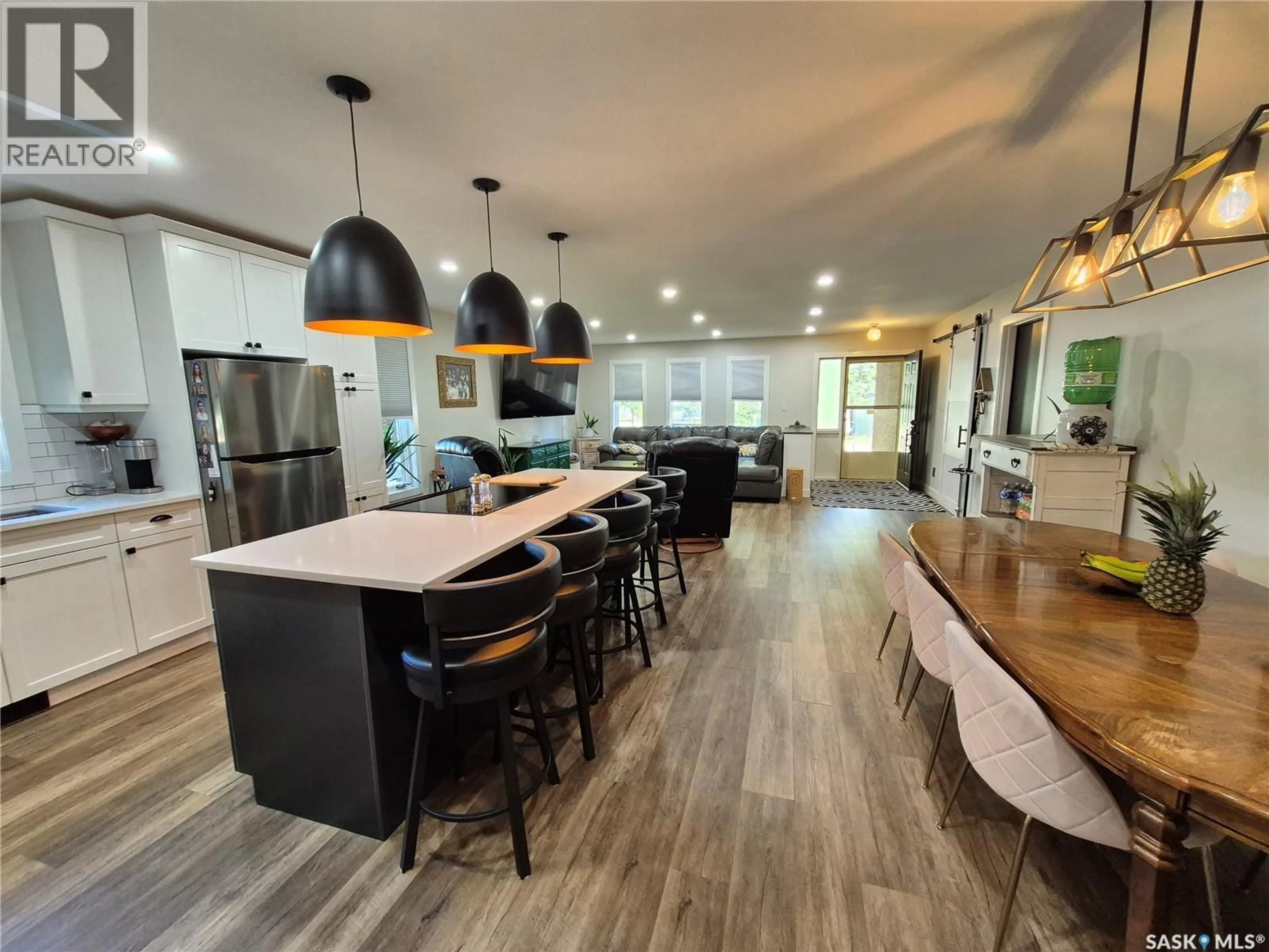 Open concept kitchen, unknown for 502 HUNT STREET, Radville Saskatchewan S0C2G0
