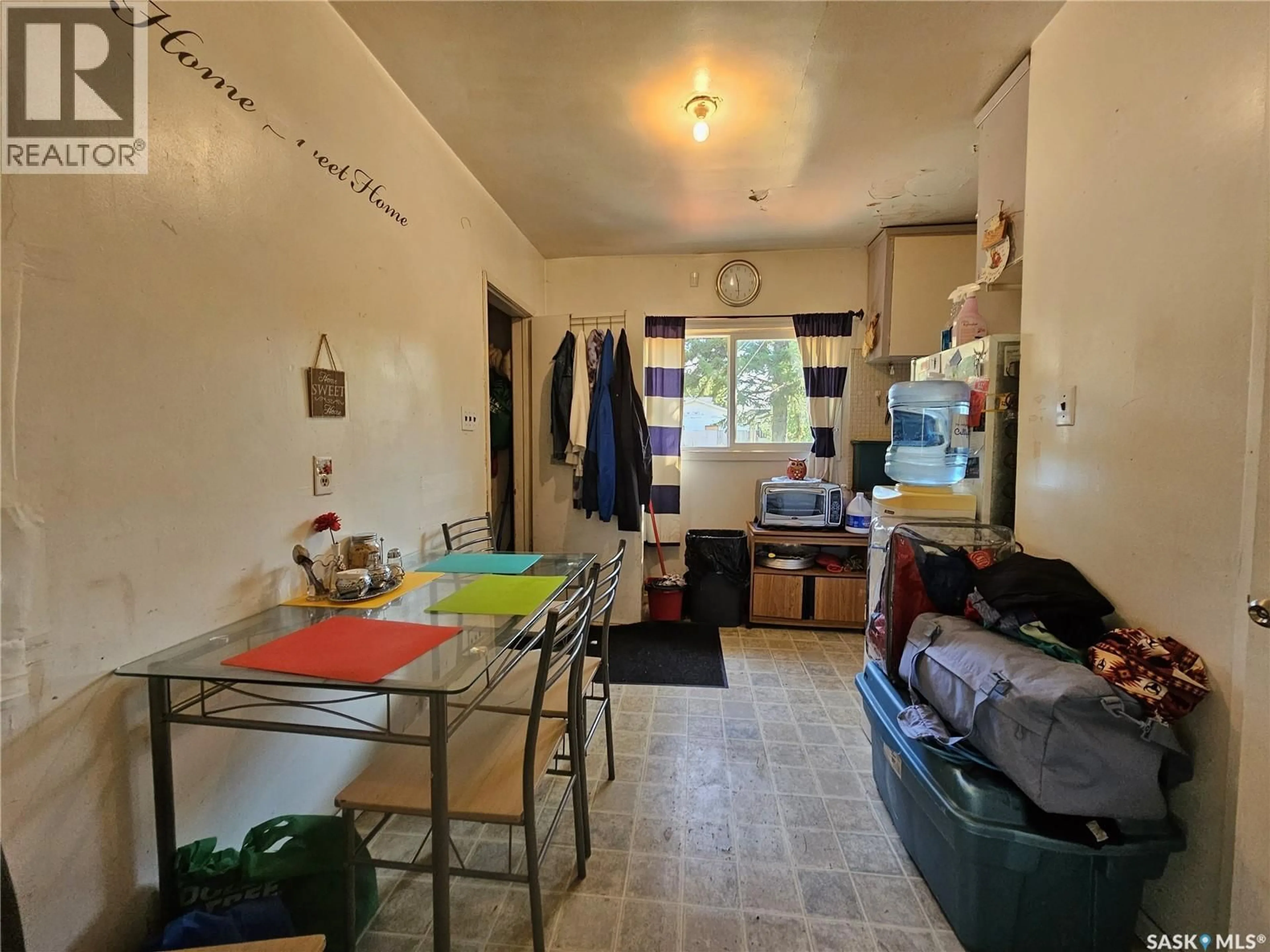 A pic of a room for 742 100TH STREET, North Battleford Saskatchewan S9A0T7