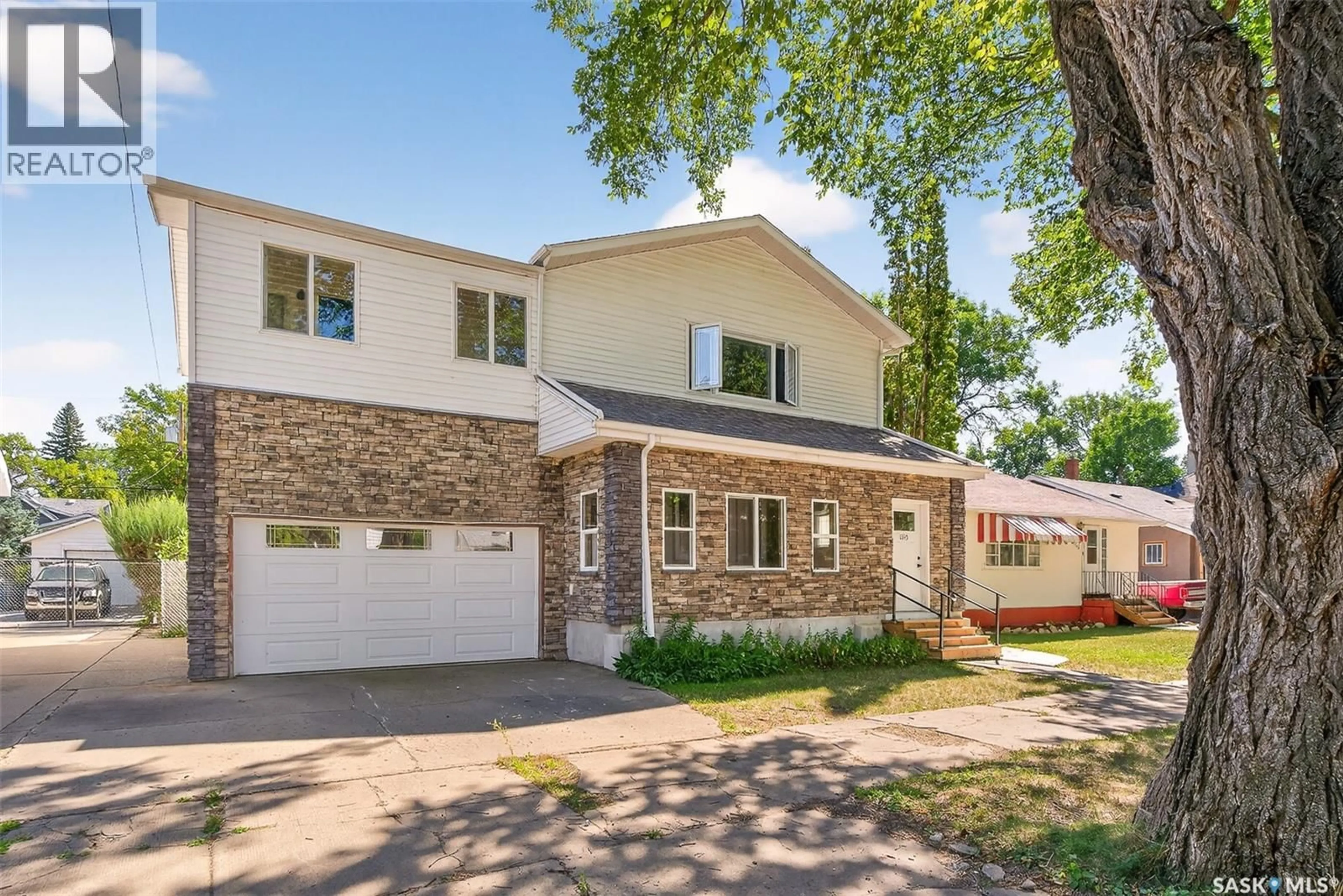 Home with brick exterior material, street for 1145 2ND AVENUE, Moose Jaw Saskatchewan S6H4G4
