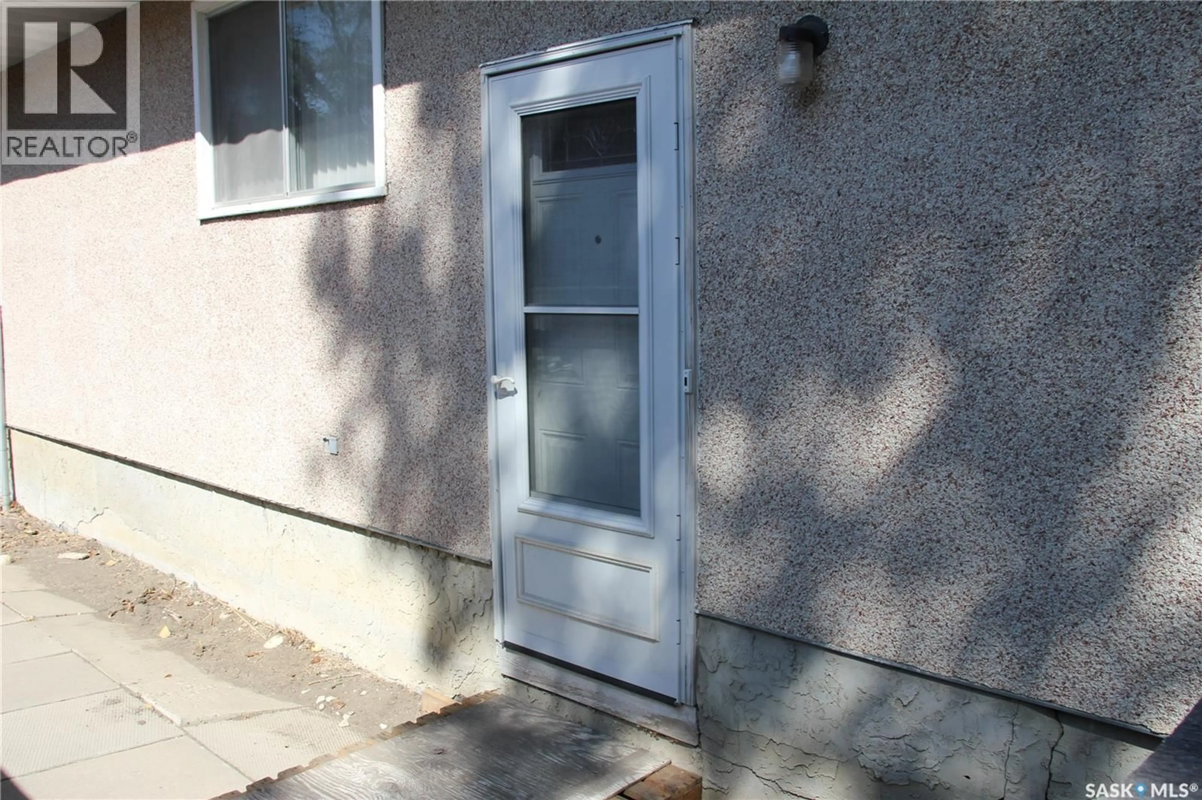 Unknown for 302 MARKWELL DRIVE, Regina Saskatchewan S4X1N1