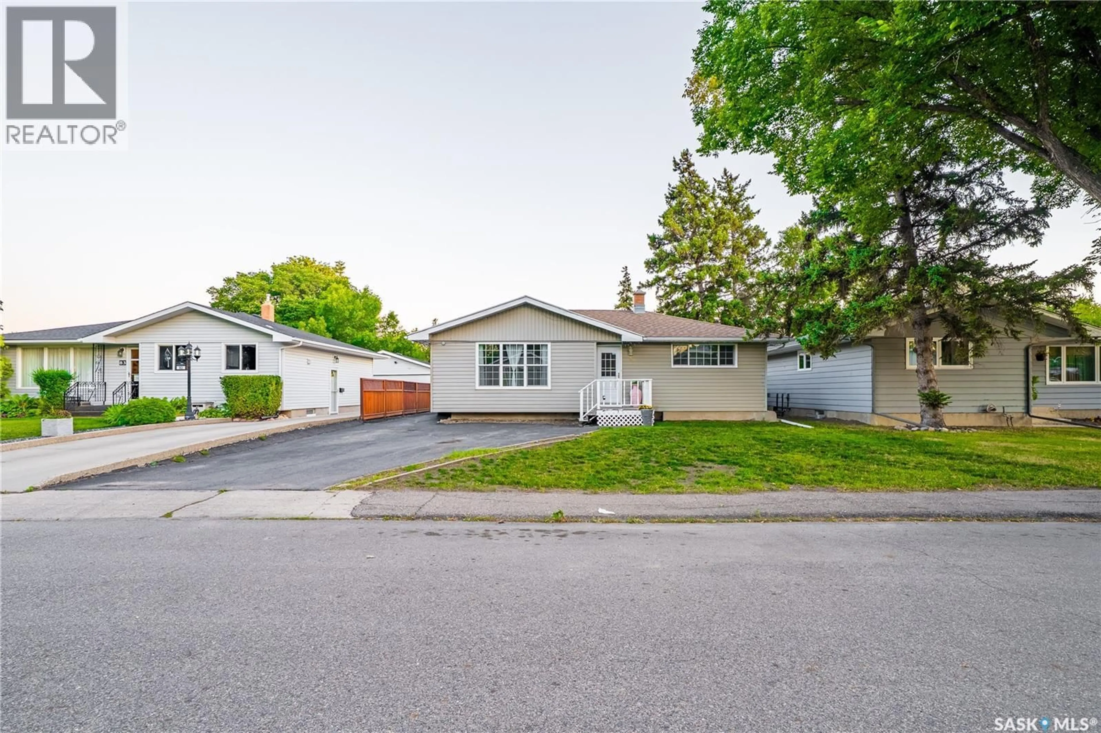 Unknown for 87 MERLIN CRESCENT, Regina Saskatchewan S4R3E3