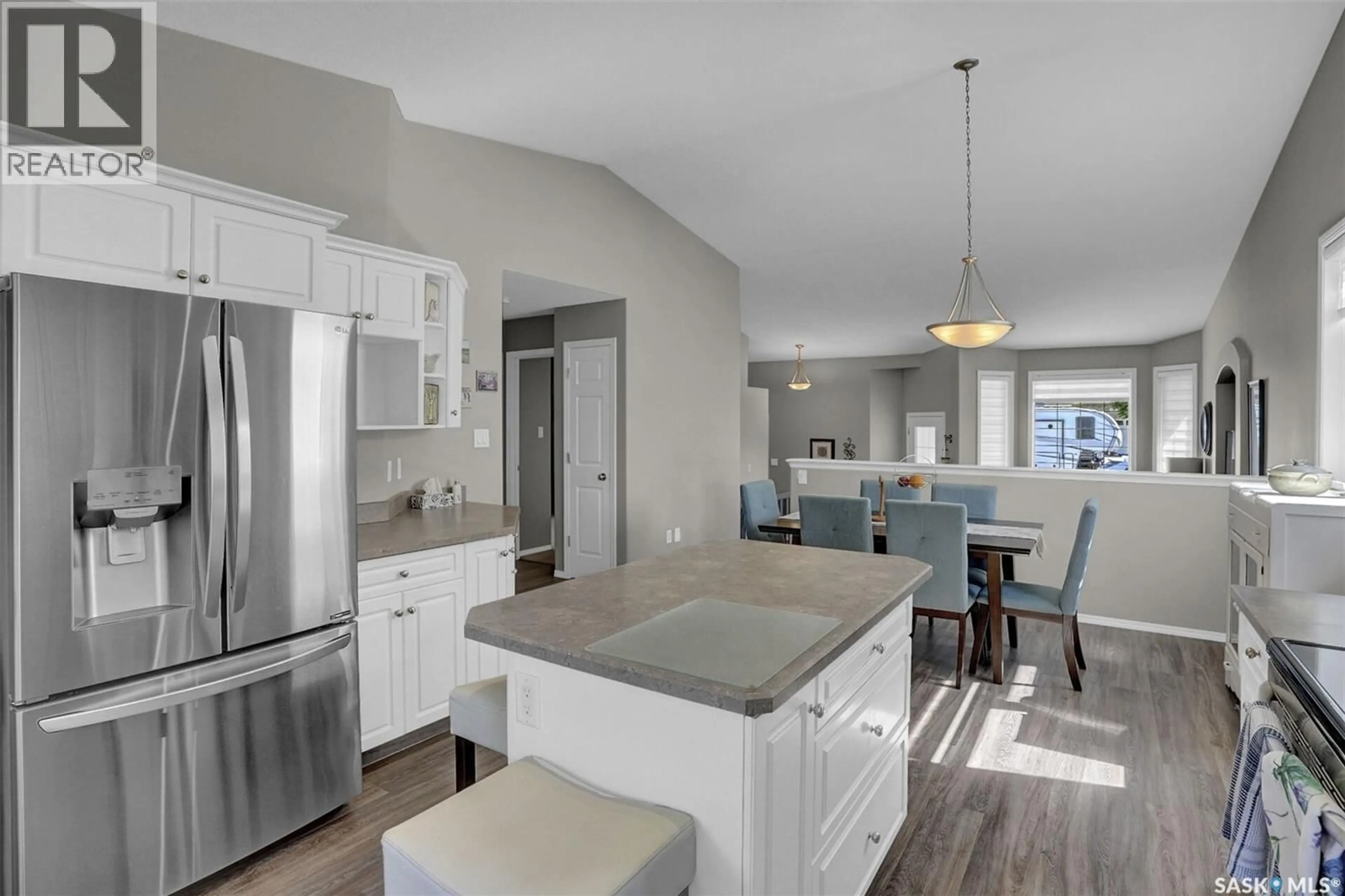 Open concept kitchen, unknown for 5347 BOSWELL CRESCENT, Regina Saskatchewan S4X4P4